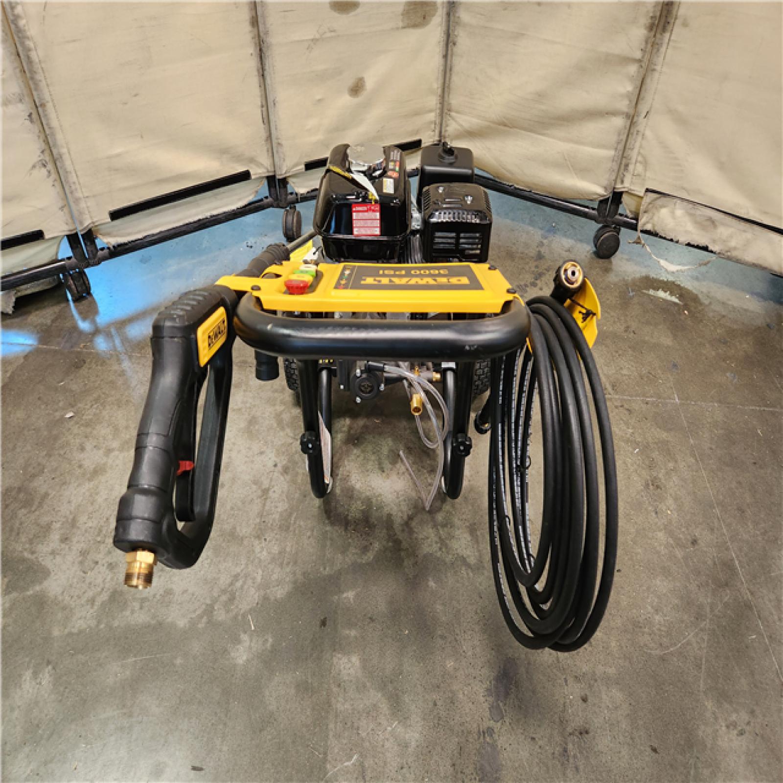 California AS-IS DEWALT 3600 PSI 2.5 GPM Cold Water Gas Professional Pressure Washer with HONDA GX200 Engine