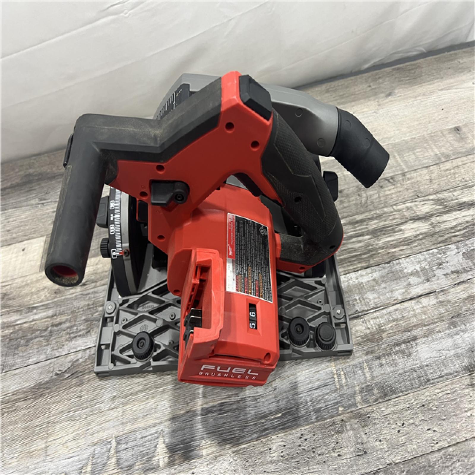 AS-IS Milwaukee M18 Fuelâ„¢ 6-1/2  Plunge Track Saw