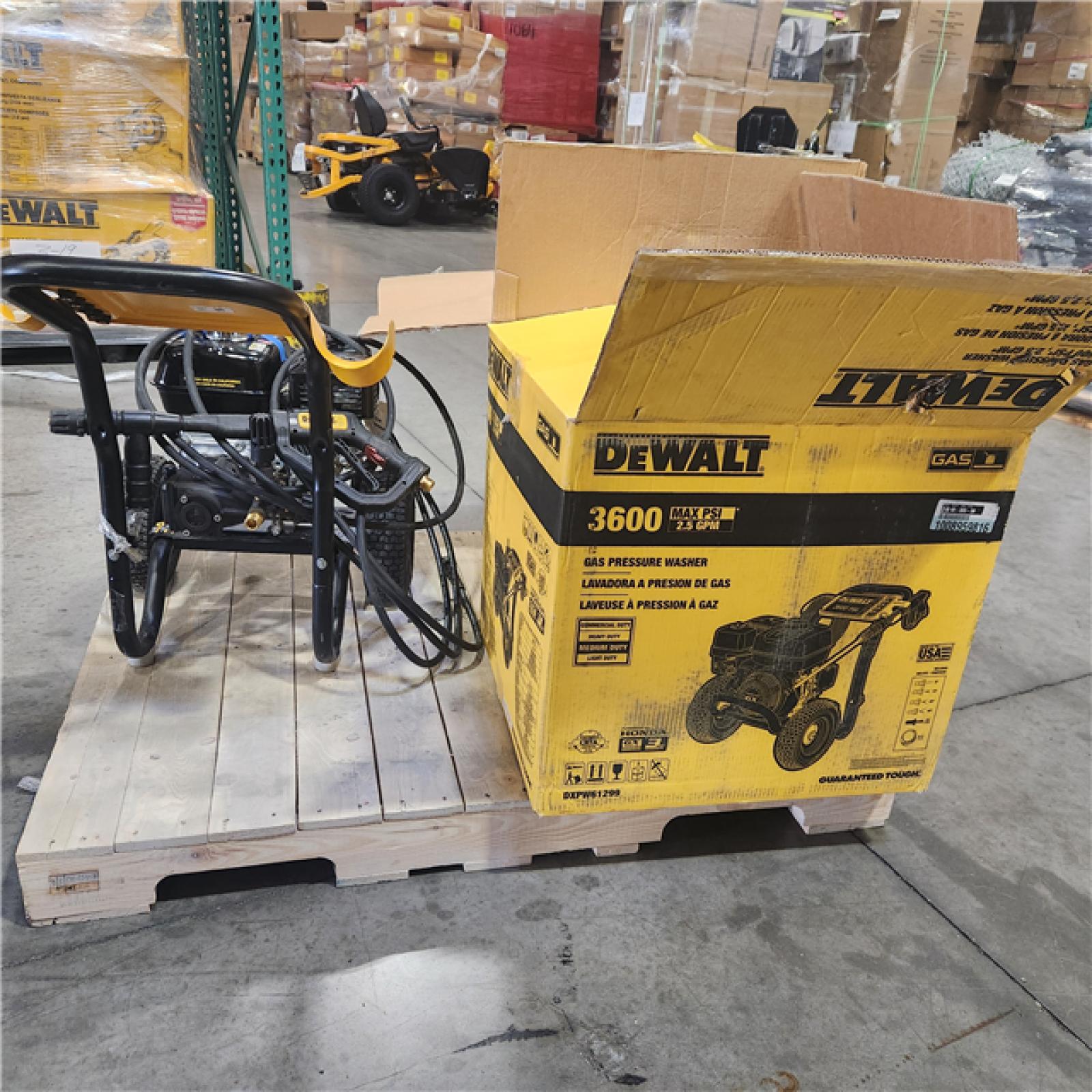 Dallas Location - As-Is DeWalt DXPW61299 3600 PSI 2.5 GPM Gas Pressure Washer(Lot Of 3)