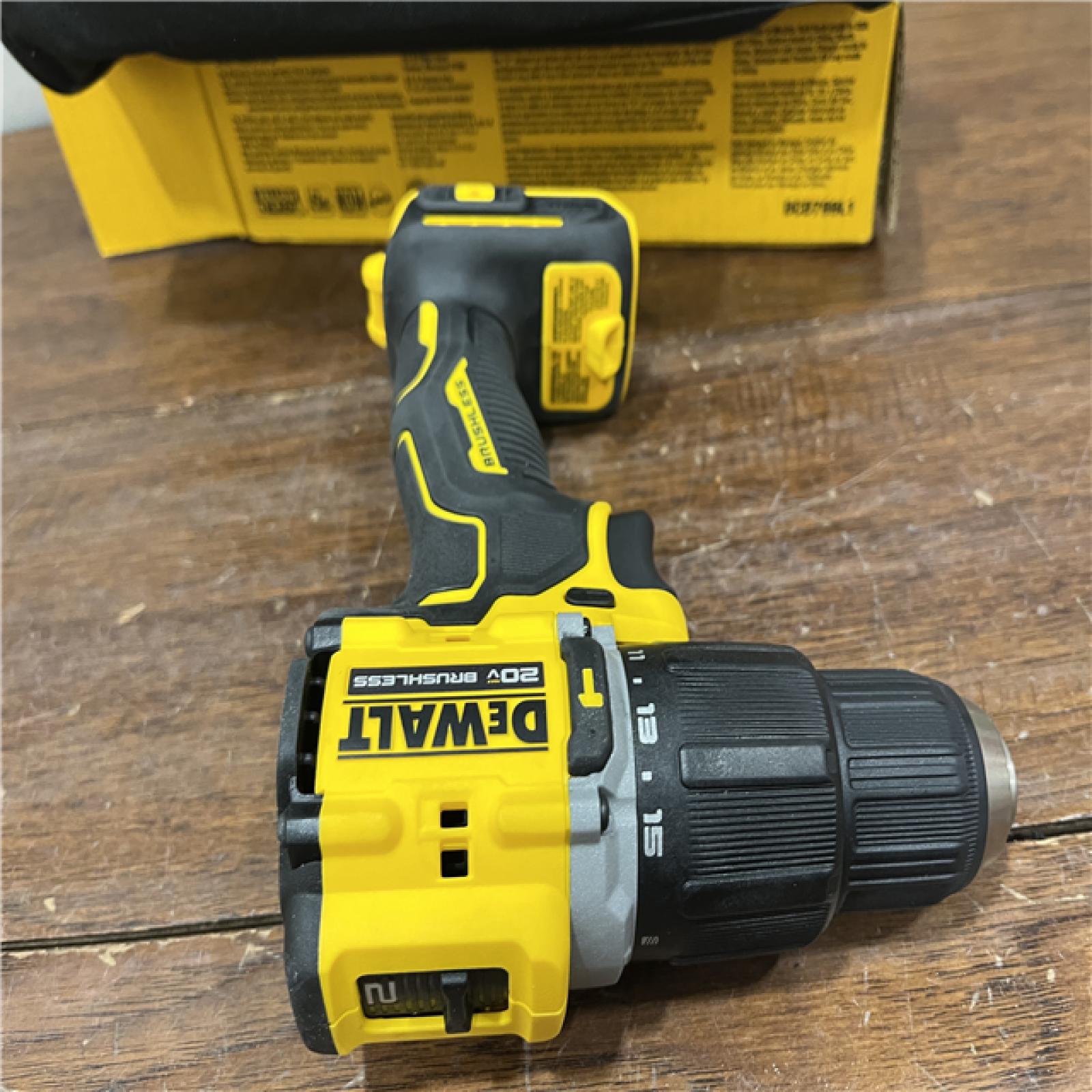 AS-ISDEWALT ATOMIC 20-Volt Lithium-Ion Cordless 1/2 in. Compact Hammer Drill with 3.0Ah Battery, Charger and Bag