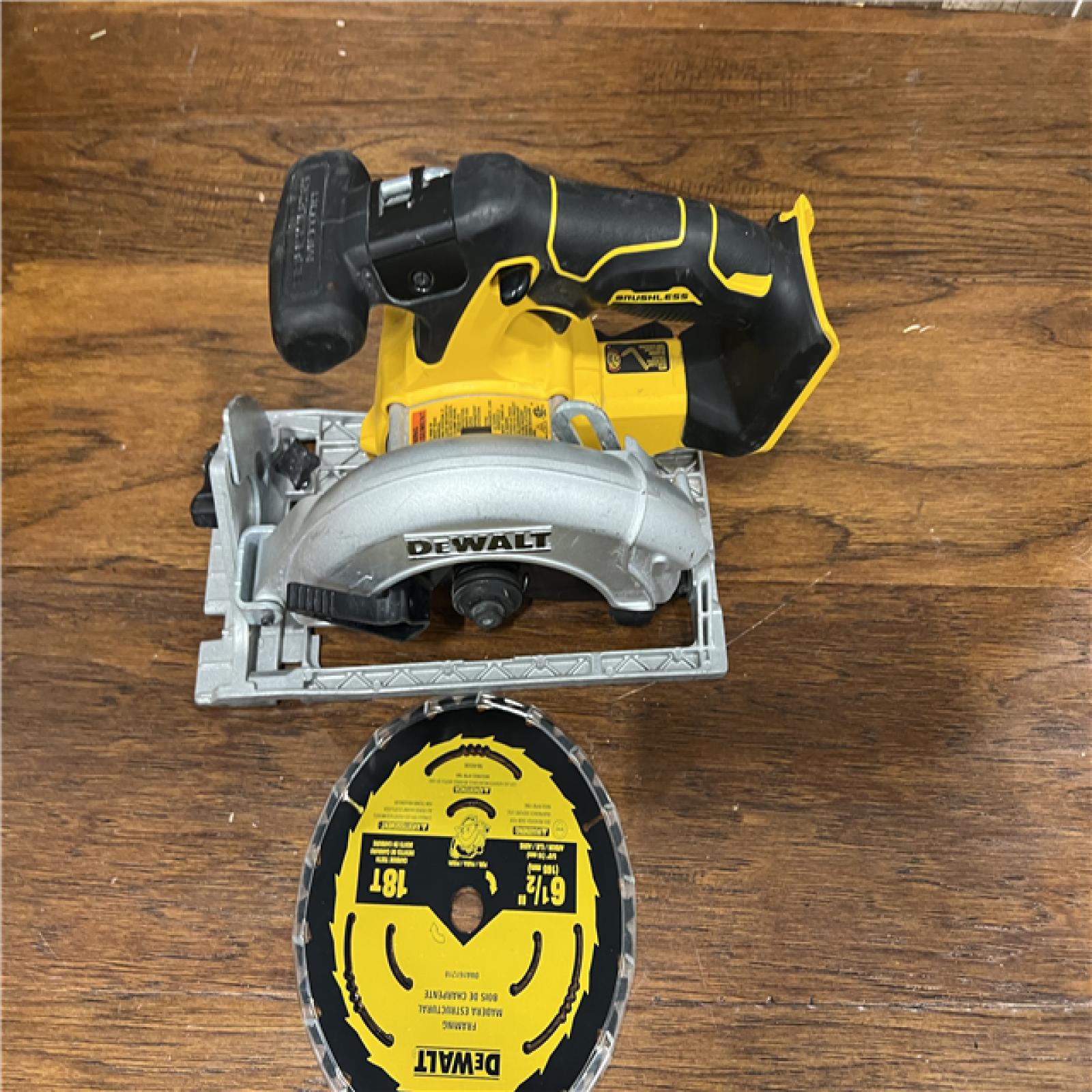 AS-IS DEWALT 20V MAX Cordless Brushless 6-1/2 in. Sidewinder Style Circular Saw (Tool Only)