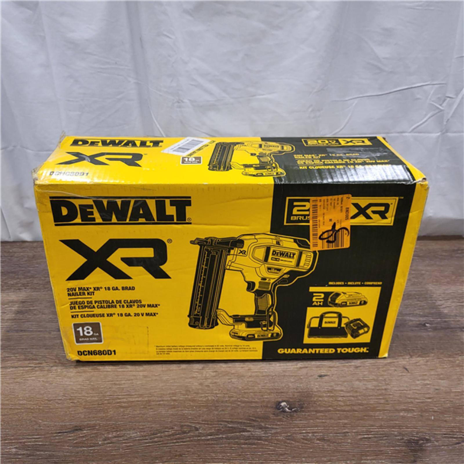 AS-IS DEWALT 20V MAX XR 18 Gauge Brad Nailer Kit