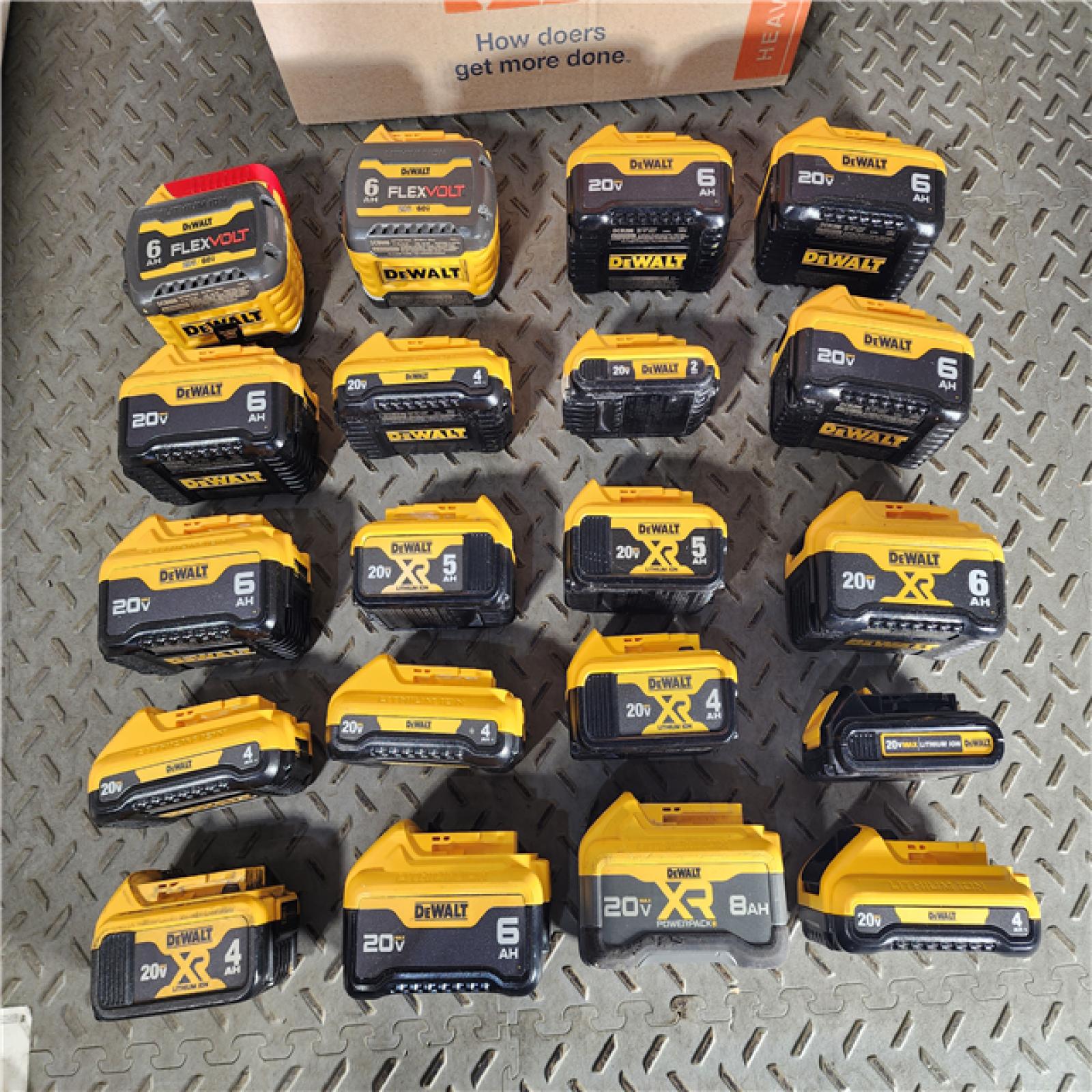 HOUSTON LOCATION - AS-IS DEWALT BATTERY PACK QTY - 20