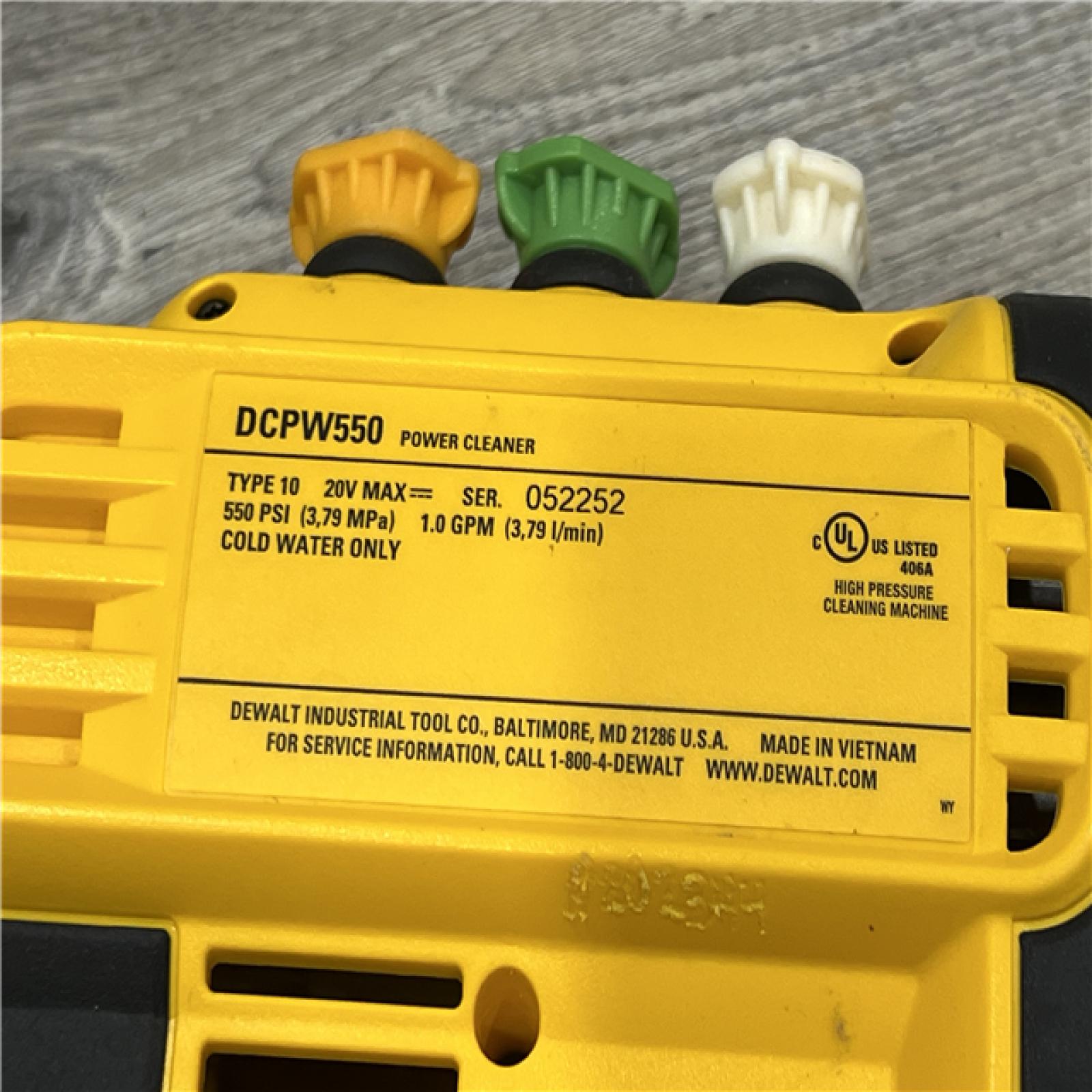 AS-IS Dewalt 20V 550 PSI  1 GPM Cordless Power Cleaner W/ 4 Nozzles Tool-Only DCPW550B