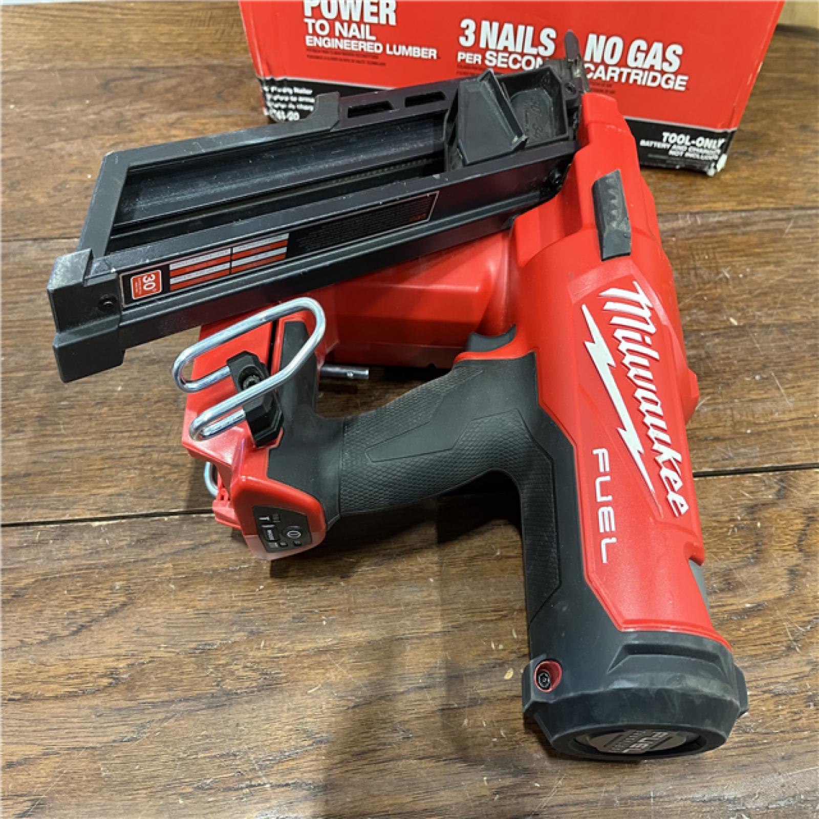 AS-ISMilwaukee M18 FUEL 30 Degree Framing Nailer