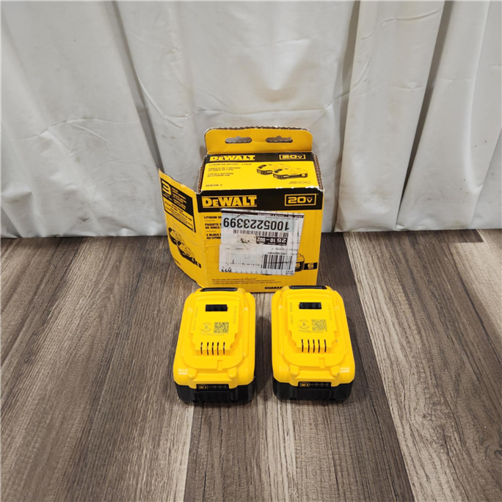 AS IS DEWALT DCB206-2 6.0Ah 20V MAX Battery (2 Pack)