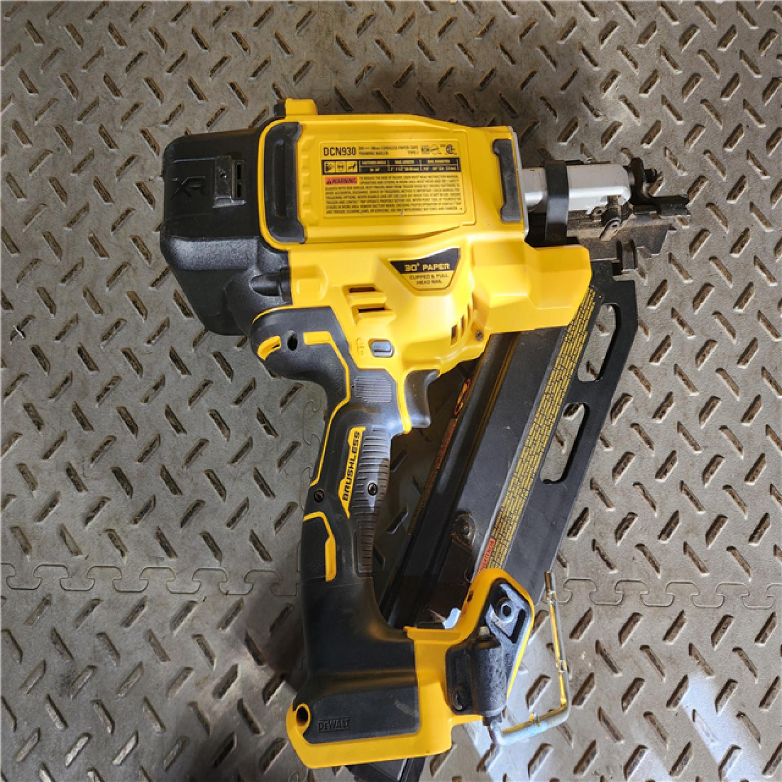 HOUSTON LOCATION - AS-IS 20-Volt 30° Cordless Framing Nailer (Tool-Only)