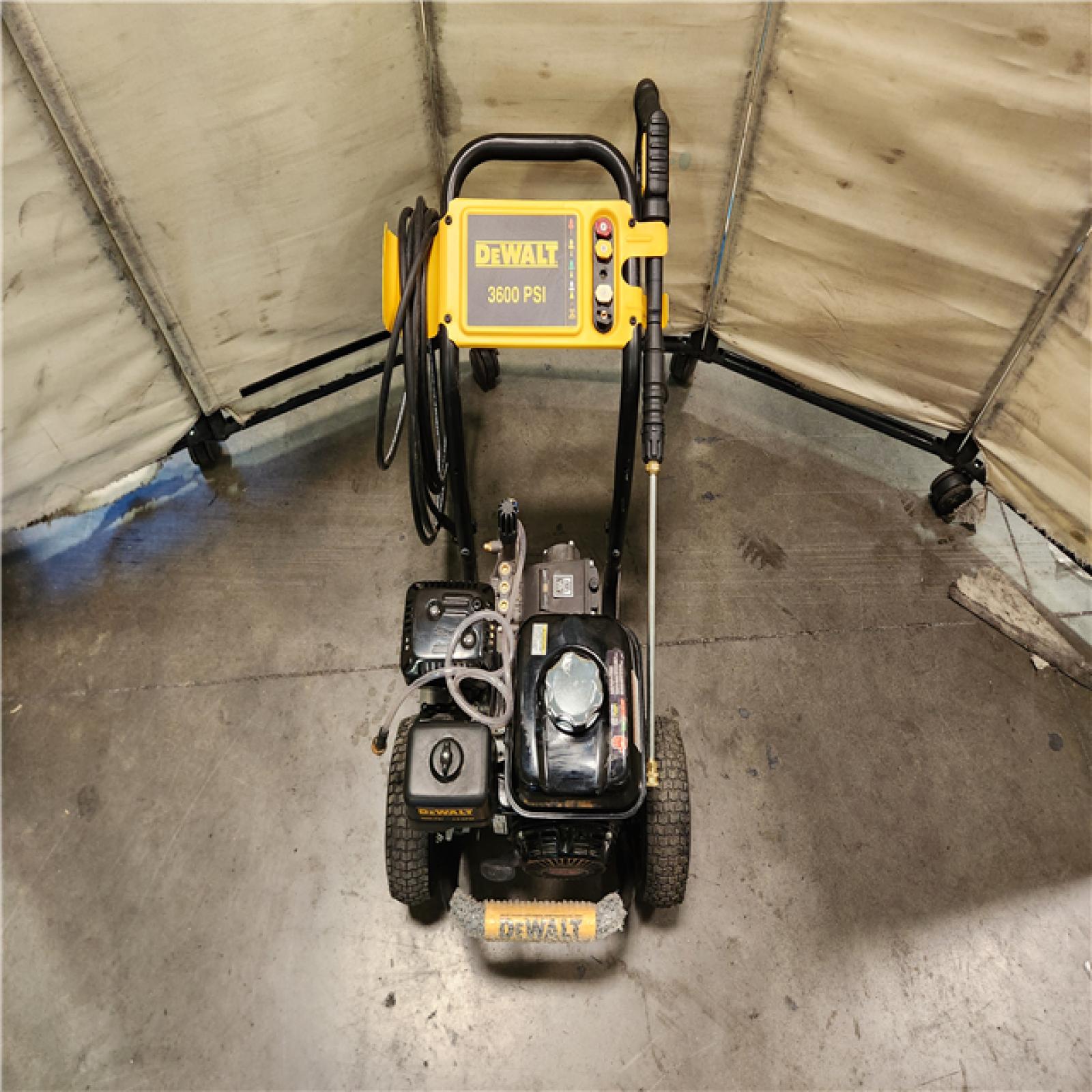 California AS-IS DEWALT 3600 PSI 2.5 GPM Cold Water Gas Professional Pressure Washer with HONDA GX200 Engine