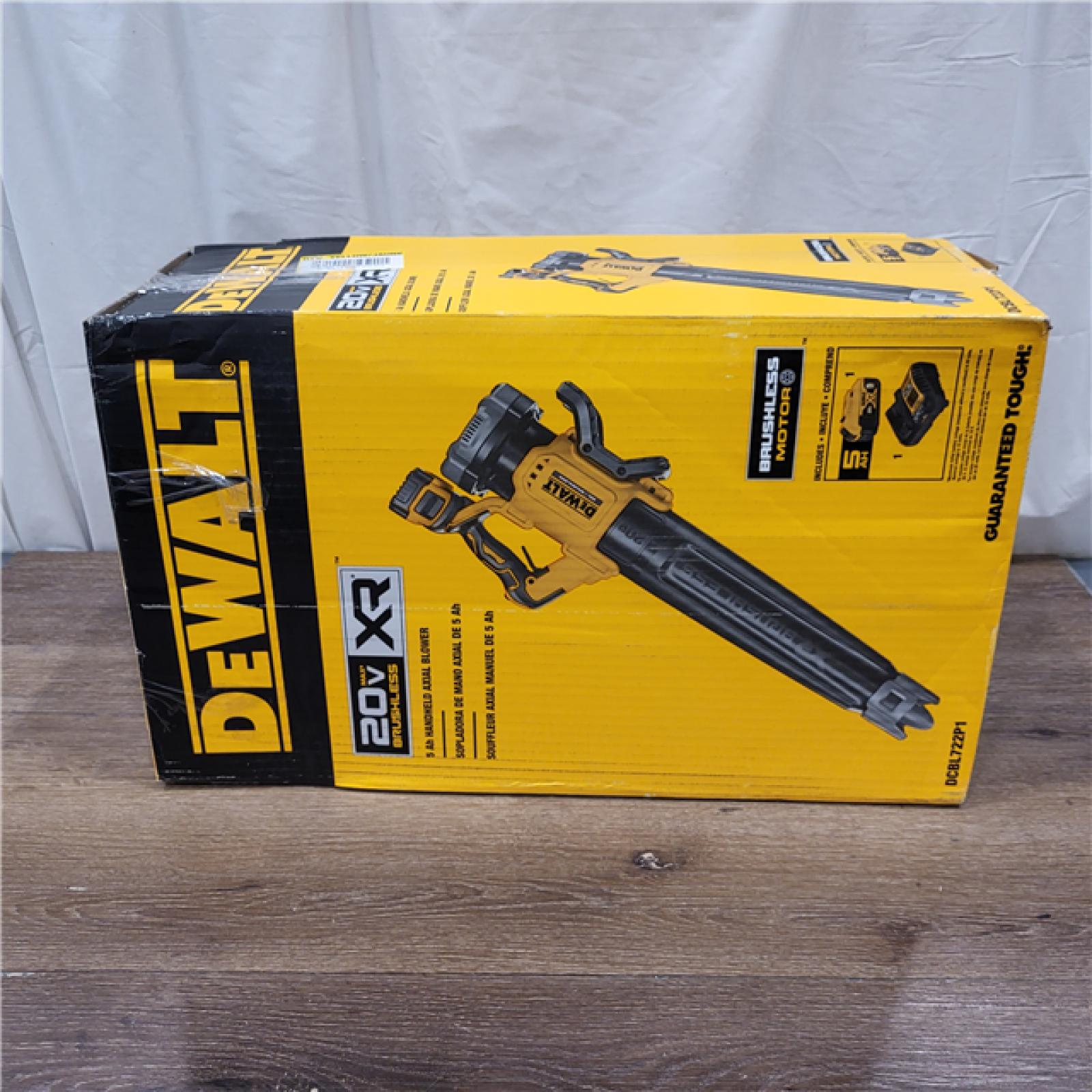 AS-IS DEWALT 20V MAX* XR Brushless Cordless Handheld Blower Kit