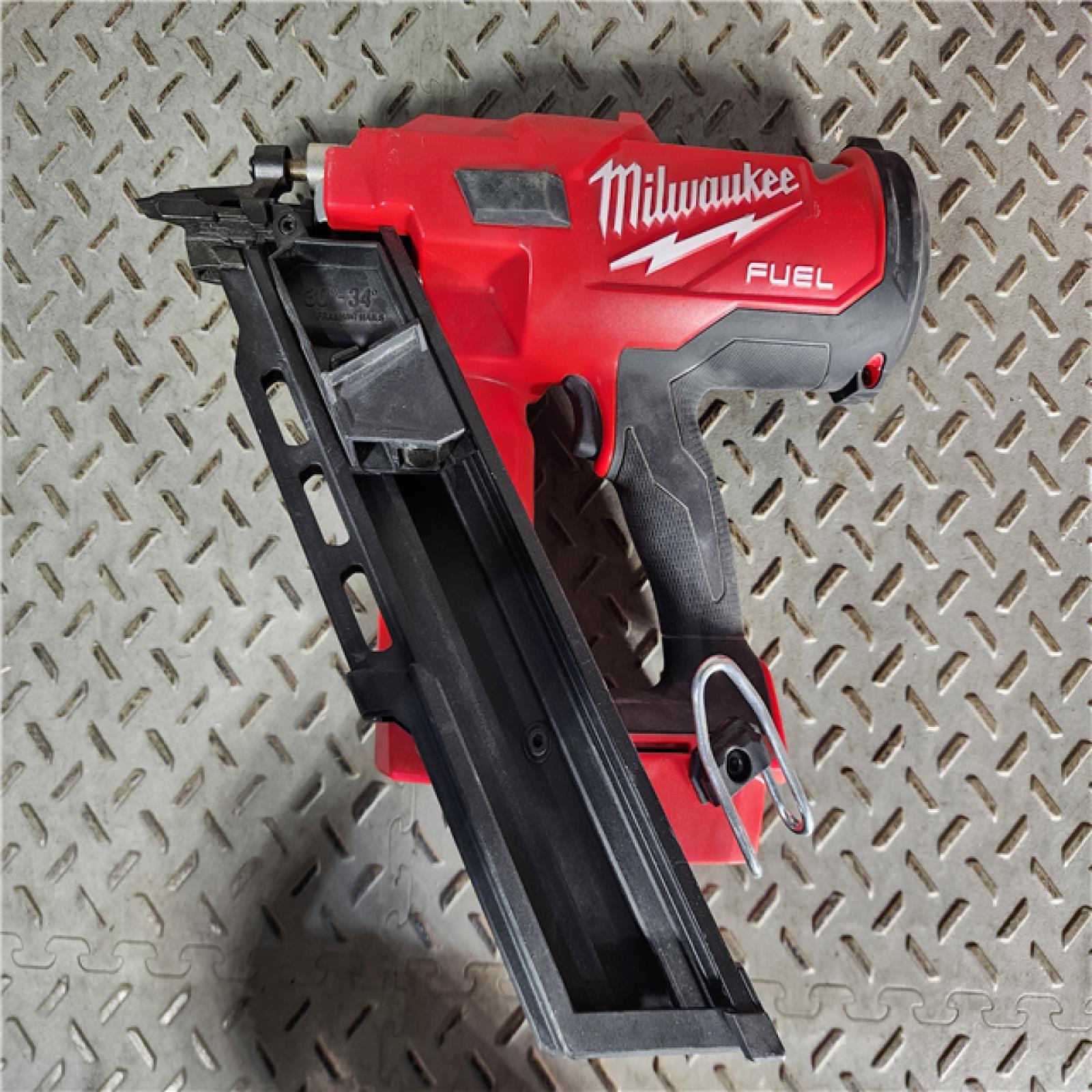 HOUSTON LOCATION - AS-IS M18 FUEL 3-1/2 in. 18-Volt 30-Degree Lithium-Ion Brushless Cordless Framing Nailer (Tool-Only)