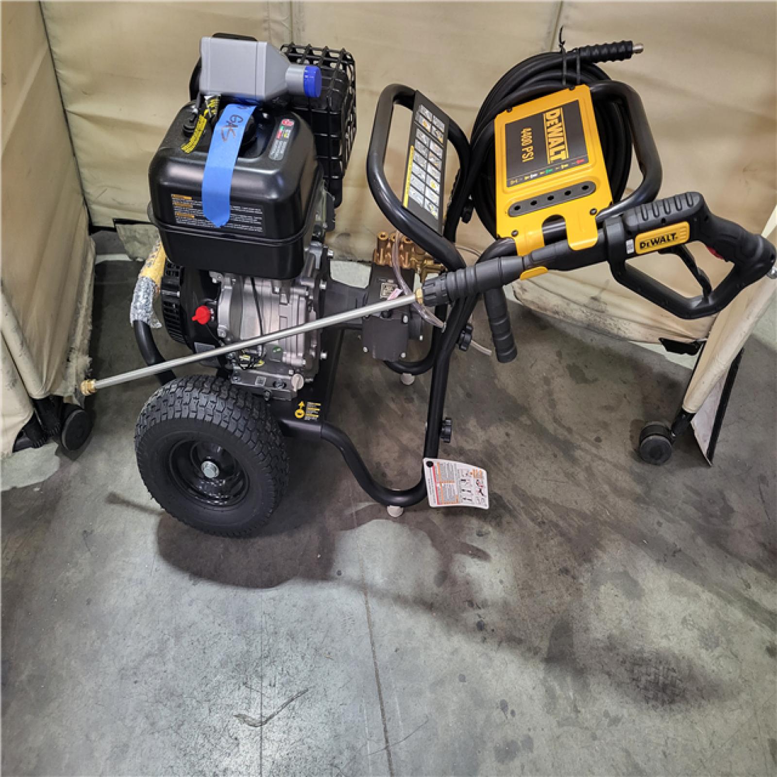 CALIFORNIA AS-IS DEWALT 4400 PSI PRESSURE WASHER