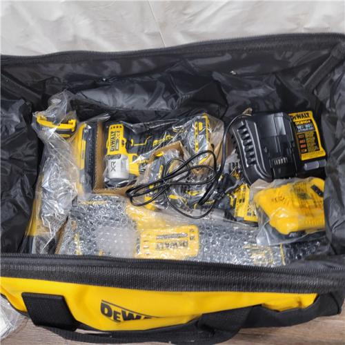 LIKE NEW! DEWALT 20-Volt Maximum Lithium-Ion Cordless 4-Tool Combo Kit with (2) 4 Ah Batteries and Charger