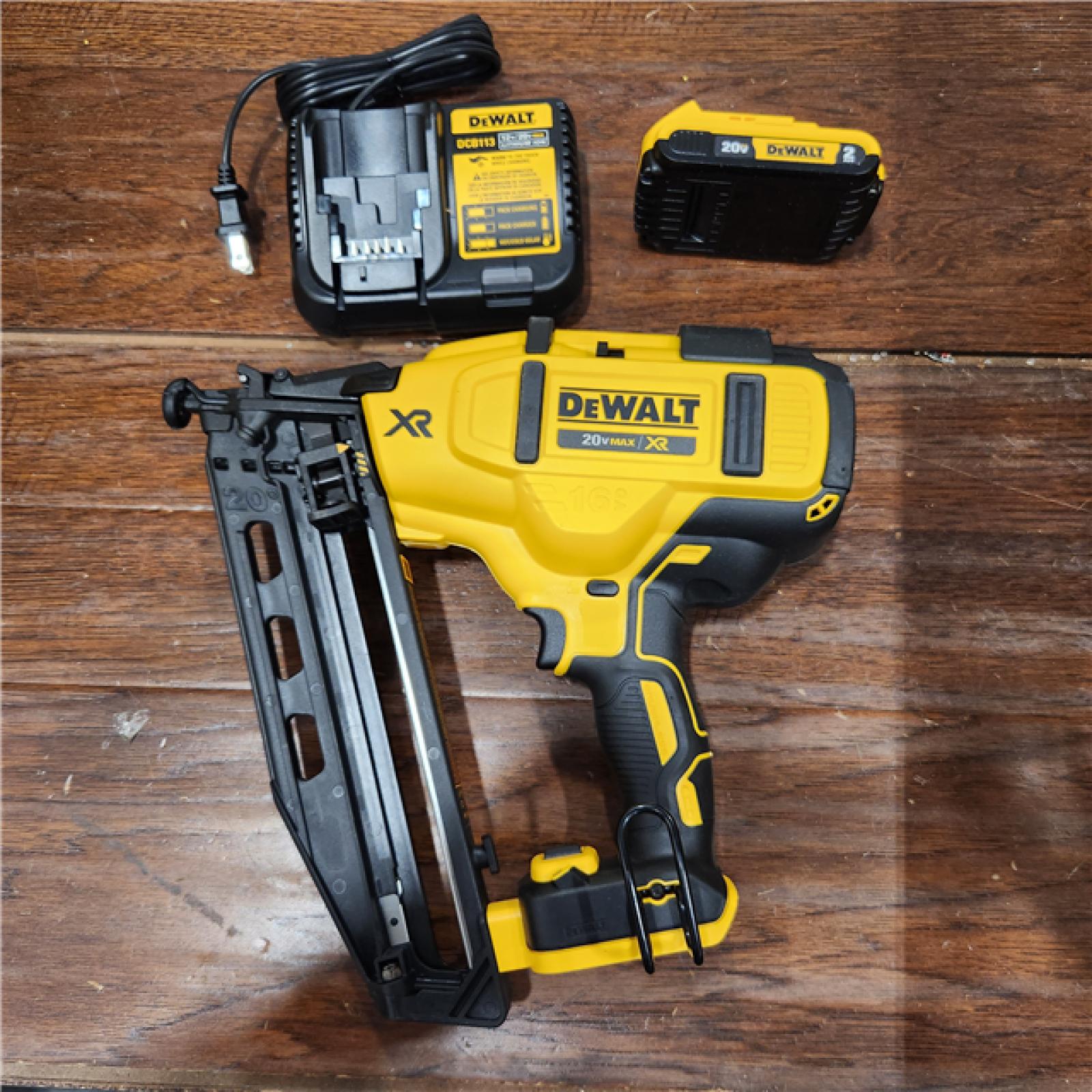 AS-IS DeWalt DCN660D1 20V 16 Gauge Cordless Angled Finish Nailer Kit W/ 2Ah Battery