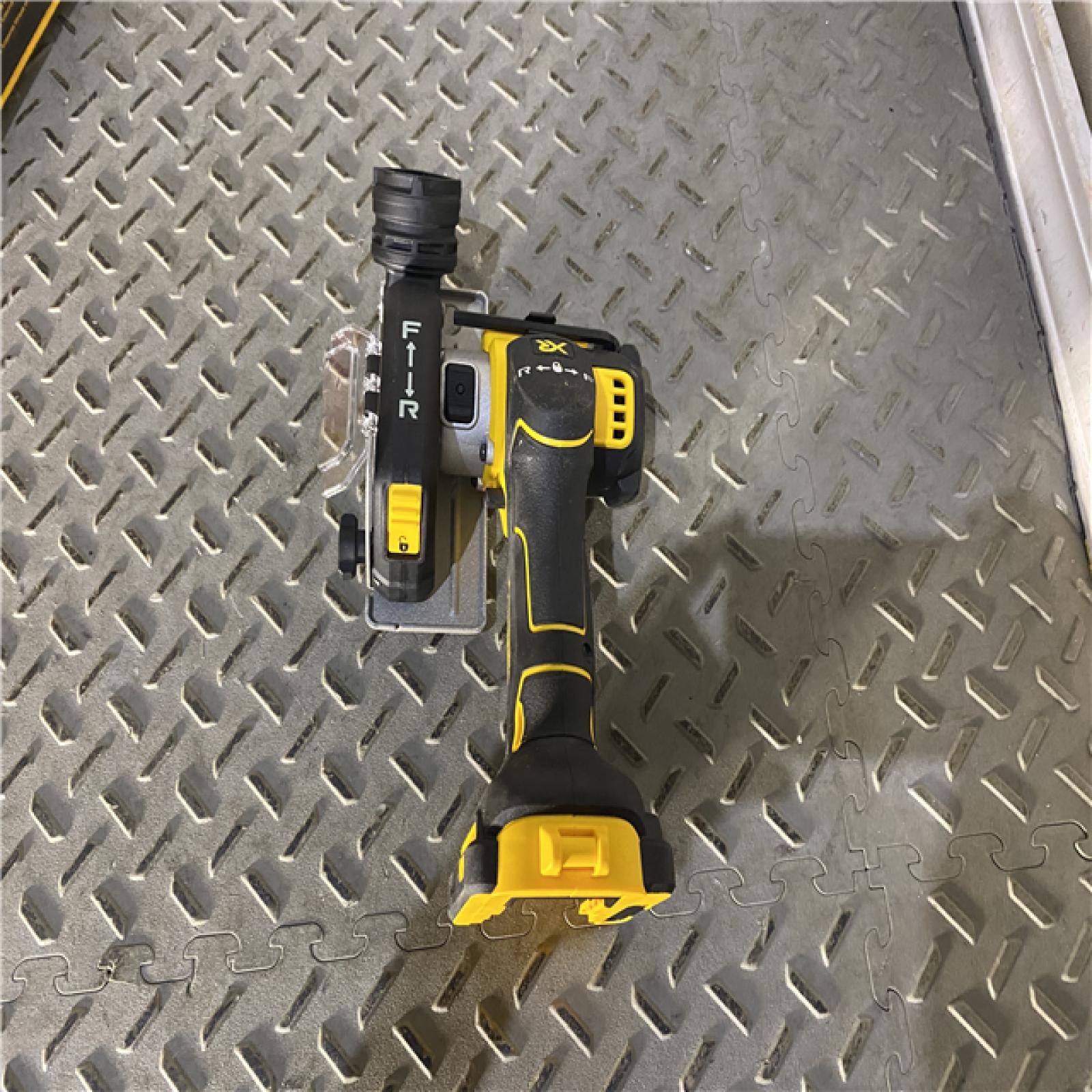 Houston location AS-IS DEWALT 3in Compact Cut Off Tool Bare