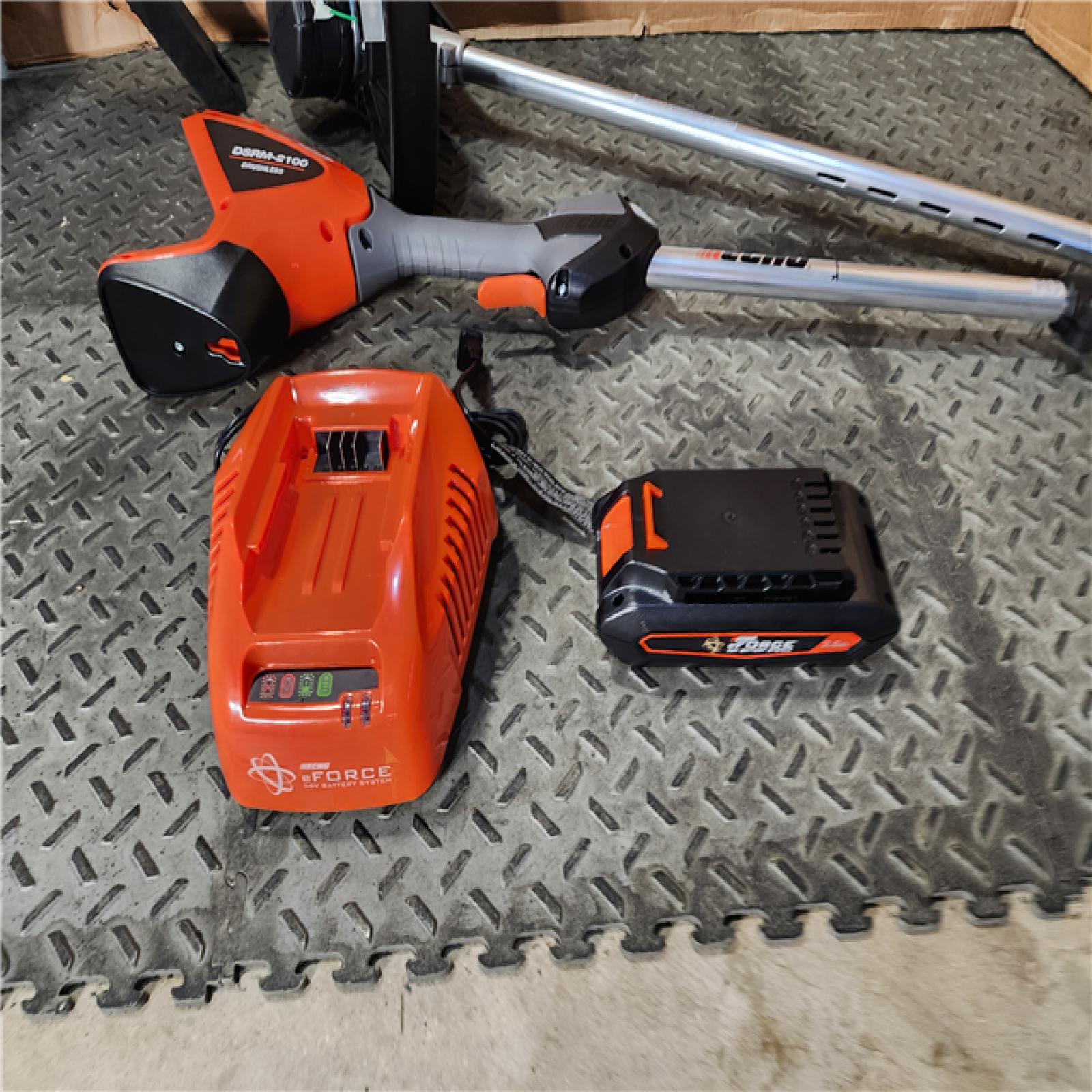 HOUSTON LOCATION - AS-IS (APPEARS LIKE NEW) Echo EFORCE 56V 16 in. Brushless Cordless Battery String Trimmer with 2.5Ah Battery and Charger - DSRM-2100