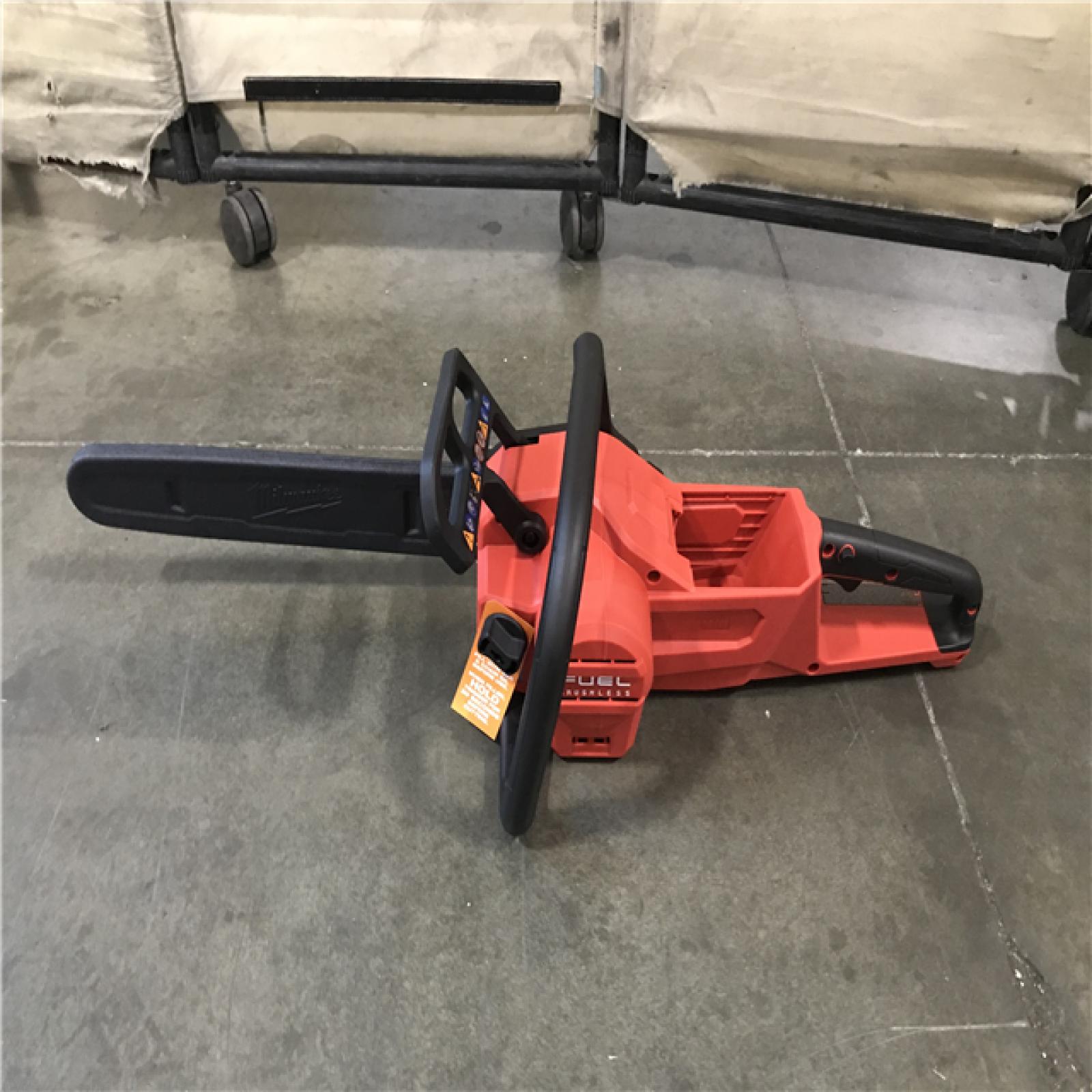 California NEW Milwaukee 16” Cordless Chainsaw