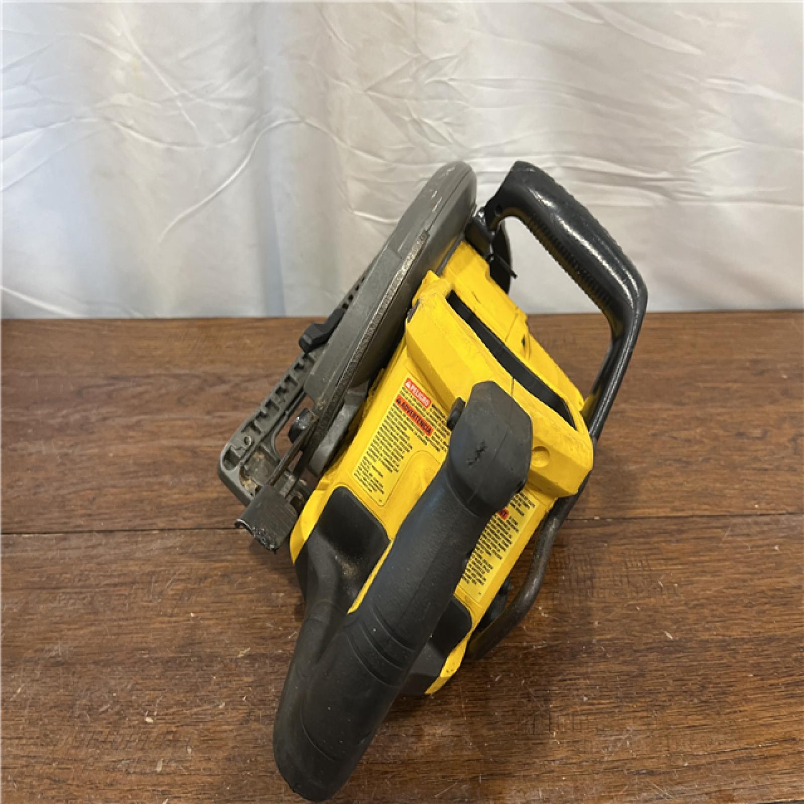 AS-ISDEWALT FLEXVOLT 60V MAX Cordless Brushless 7-1/4 in. Wormdrive Style Circular Saw (Tool Only)