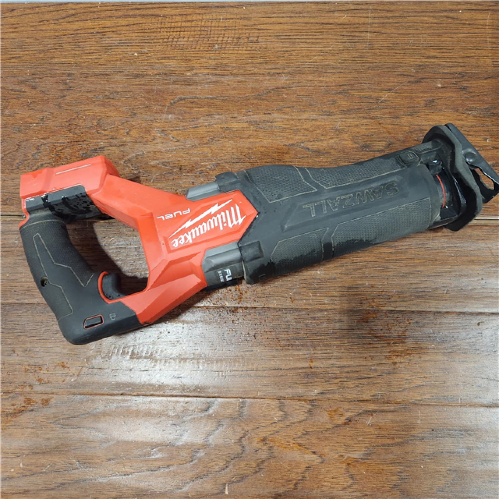 AS-IS Milwaukee M18 18V Fuel Sawzall 1-1/4  Reciprocating Saw Cordless Lithium-Ion Brushless 2821-20