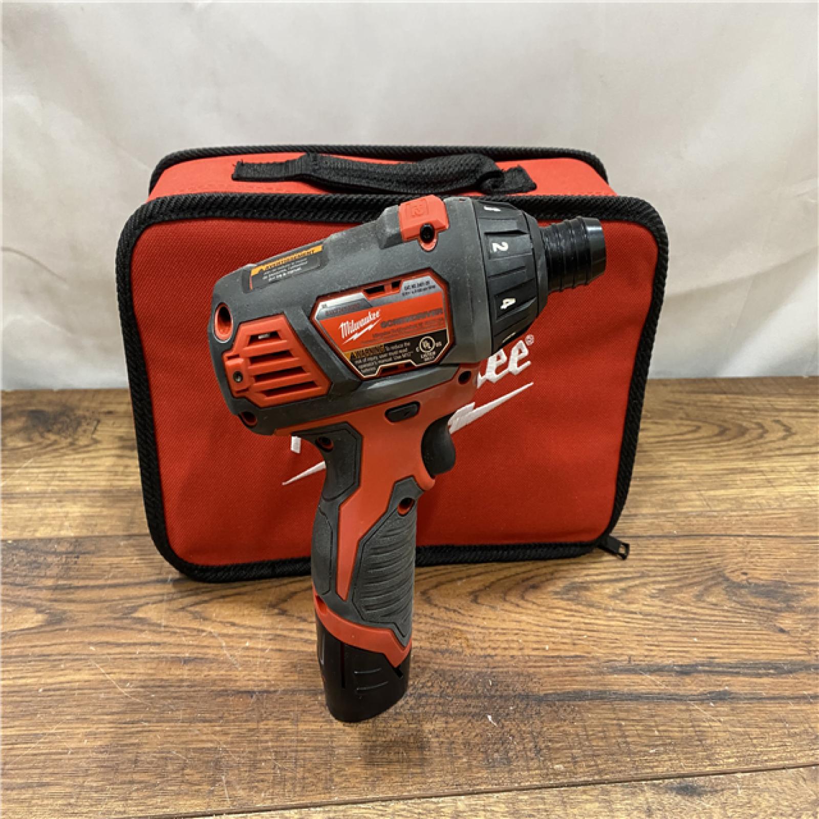 AS IS Milwaukee 2401-22 - M12 12V Cordless Screwdriver Kit