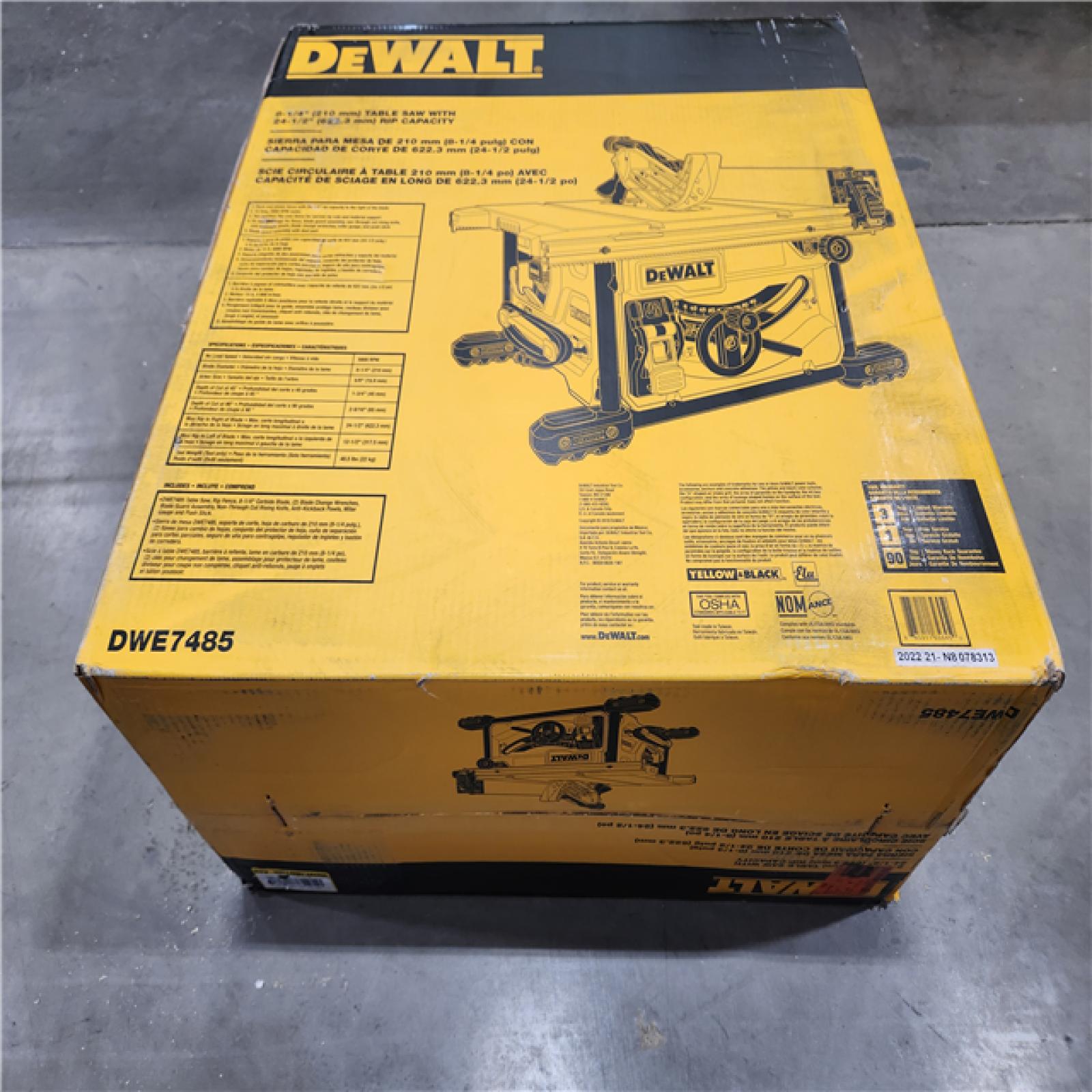 New Dewalt 15 Amp Corded 8 14 In Compact Portable Jobsite Table Saw 3814