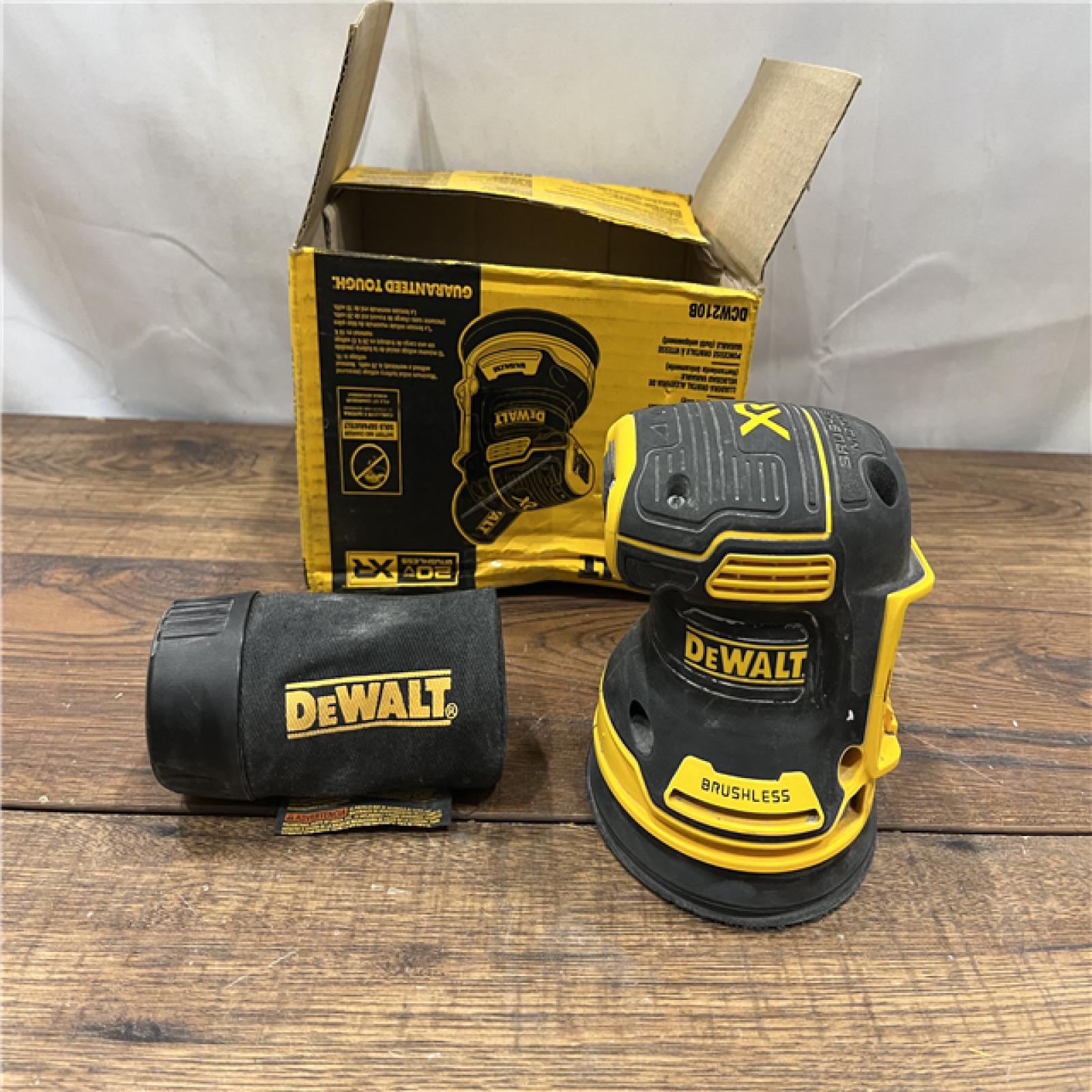 AS IS DEWALT 20V MAX XR Cordless Brushless 5 in. Random Orbital Sander (Tool Only)