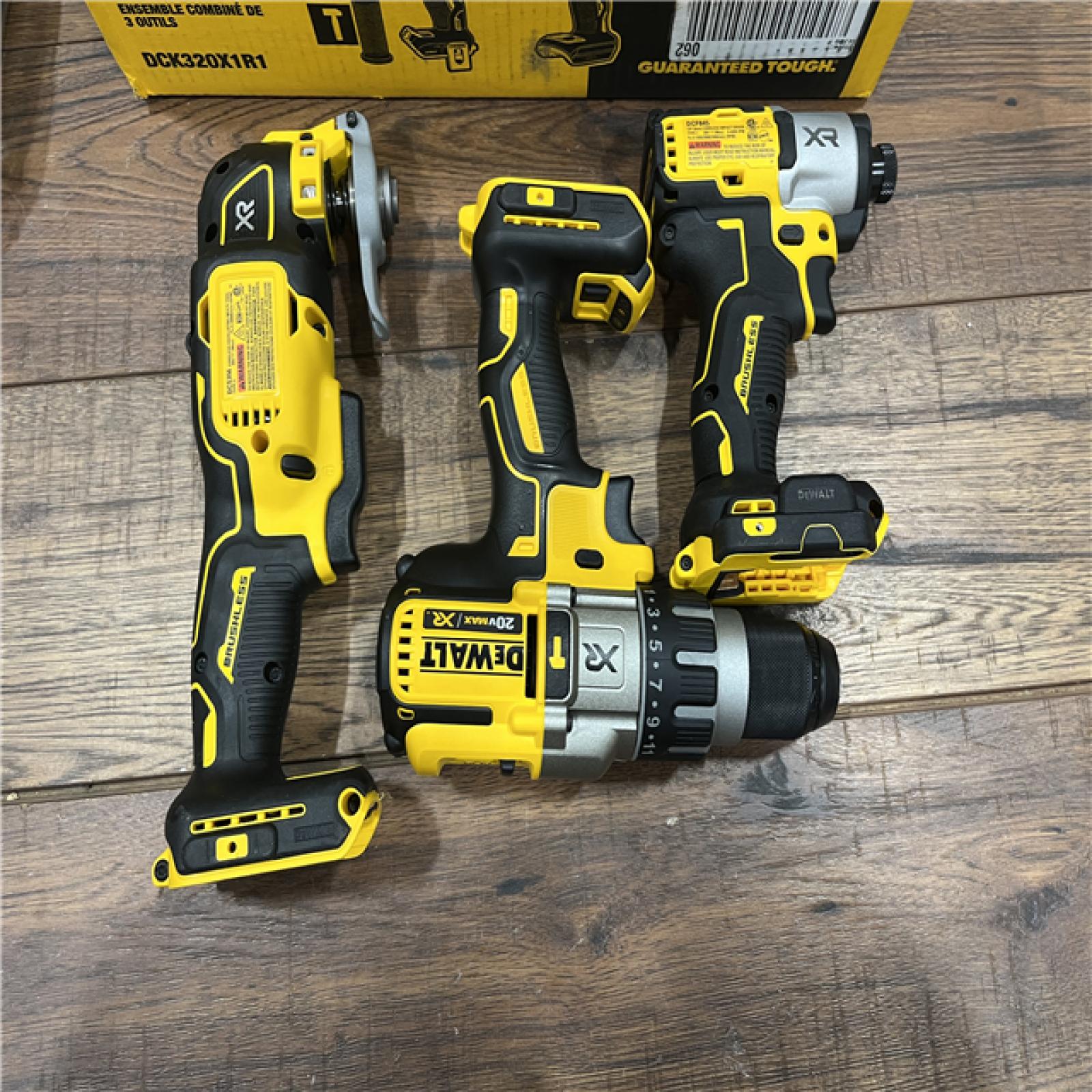 AS-IS DEWALT 20-Volt Lithium-Ion Cordless 3-Tool Combo Kit with FLEXVOLT 9 Ah and 20V 6 Ah Batteries and Charger