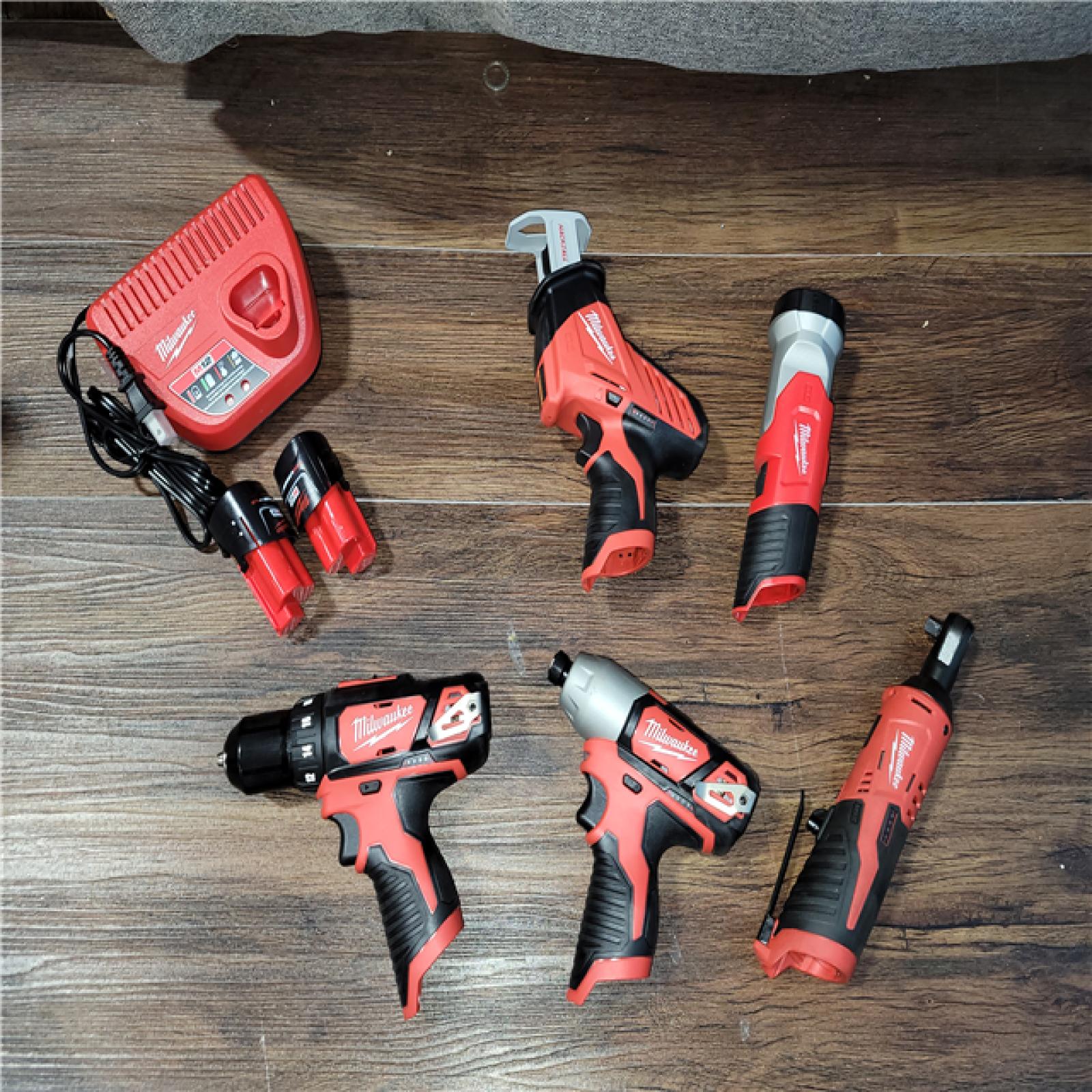 CALIFORNIA NEW MILWAUKEE M12 5-TOOL COMBO KIT (2 BATTERIES, 1 CHARGER, AND BAG INCLUDED)