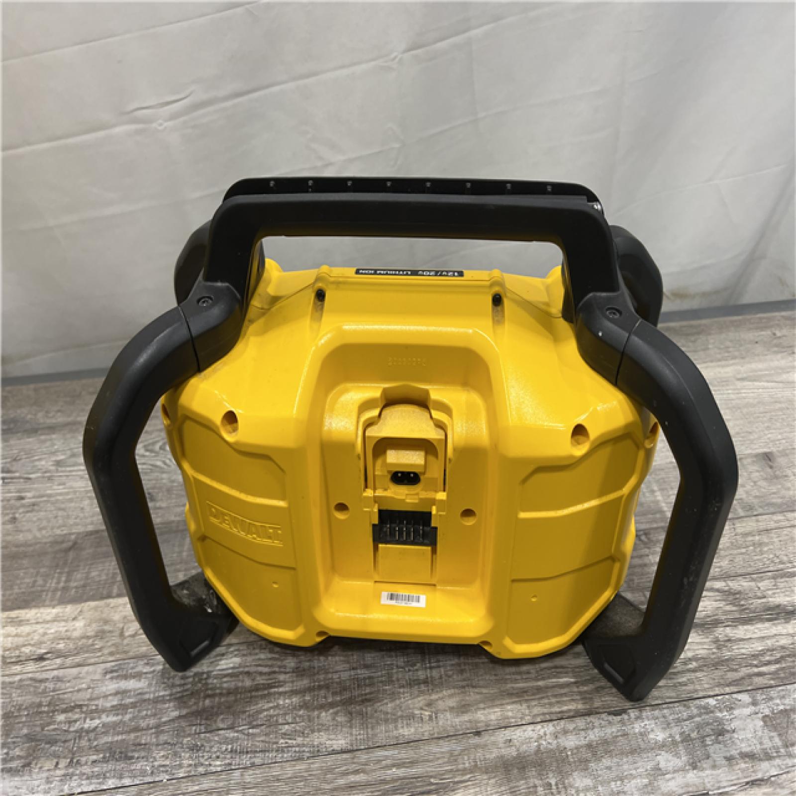 AS-IS DEWALT 20V MAX Compact Cordless Bluetooth Radio (Tool Only)