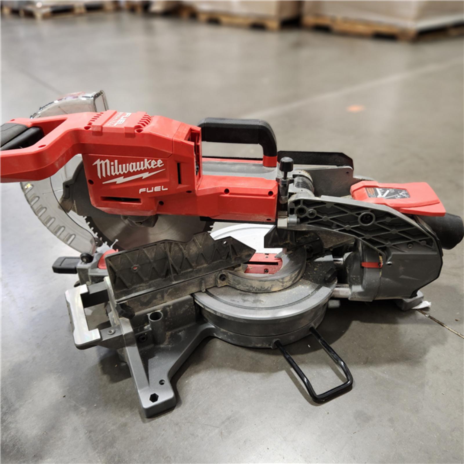 As-Is Milwaukee M18 FUEL 18V 10 in. Lithium-Ion Brushless Cordless Dual Bevel Sliding Compound Miter Saw Kit with One 8.0 Ah Battery