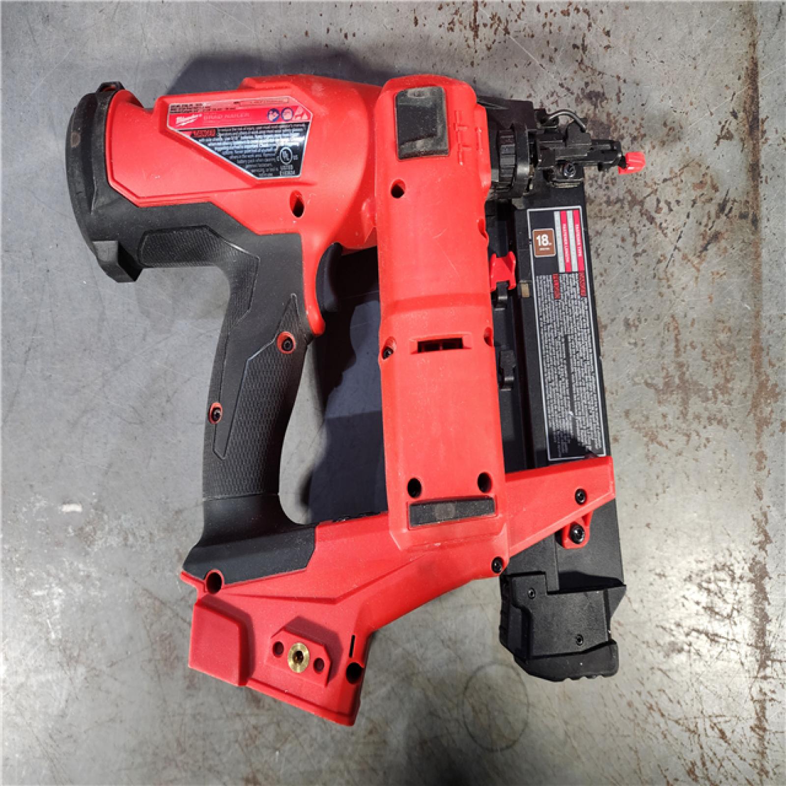 HOUSTON LOCATION - AS-IS Milwaukee M18 Fuel 18V Brushless 18-Gauge Brad Nailer 2746-20 (Bare Tool)