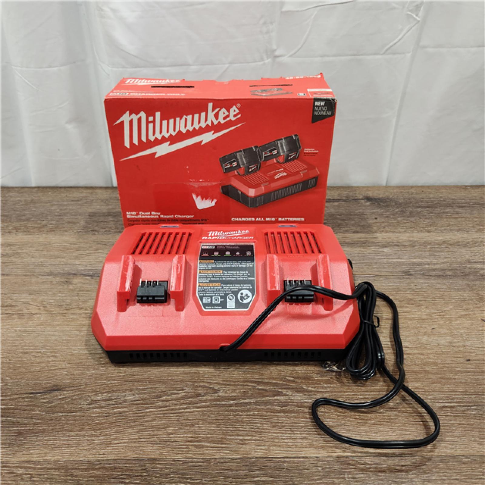 AS-IS Milwaukee M18 18-Volt Lithium-Ion Dual Bay Rapid Battery Charger