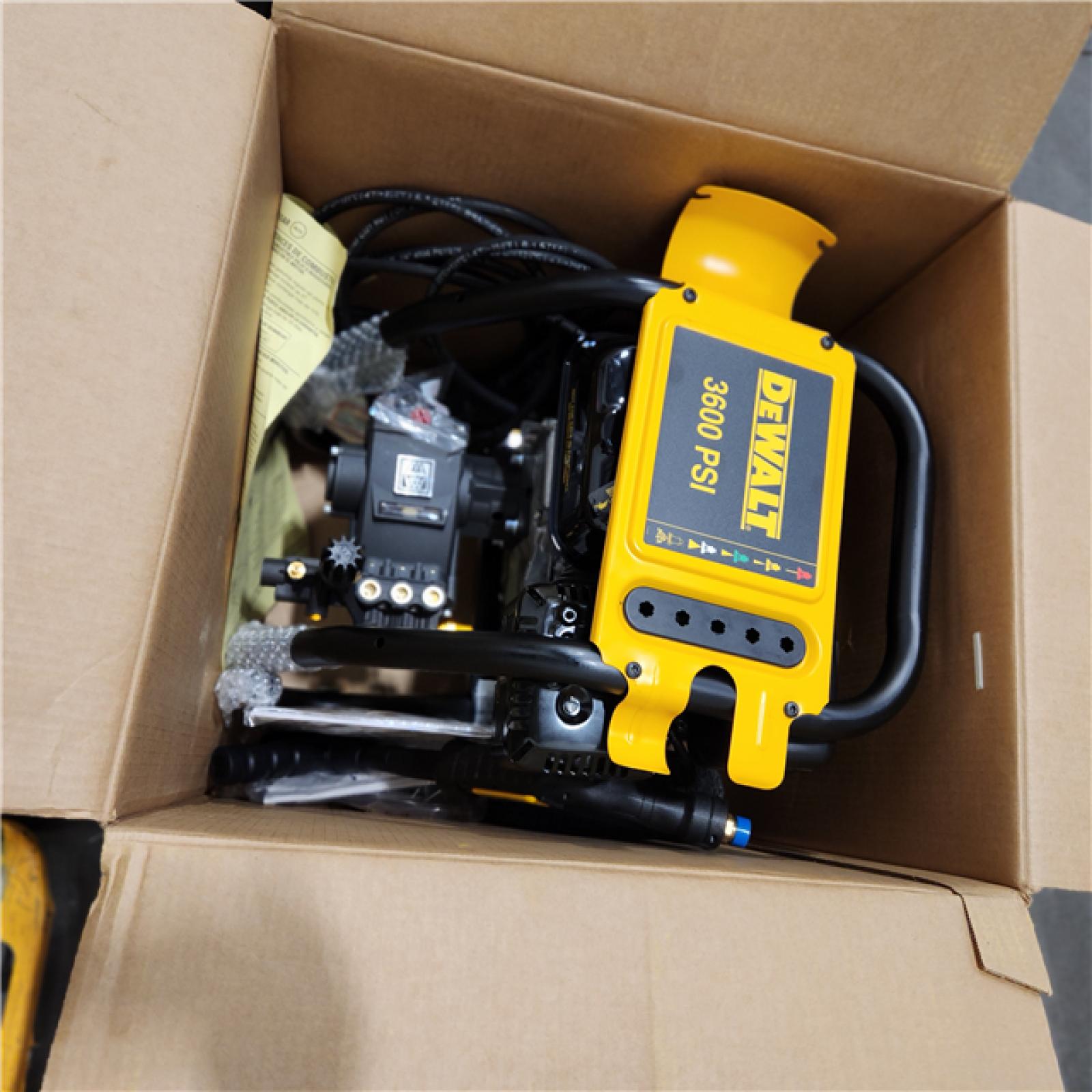 Dallas Location - As-Is DEWALT DXPW61299 3600 PSI 2.5 GPM Gas Pressure Washer