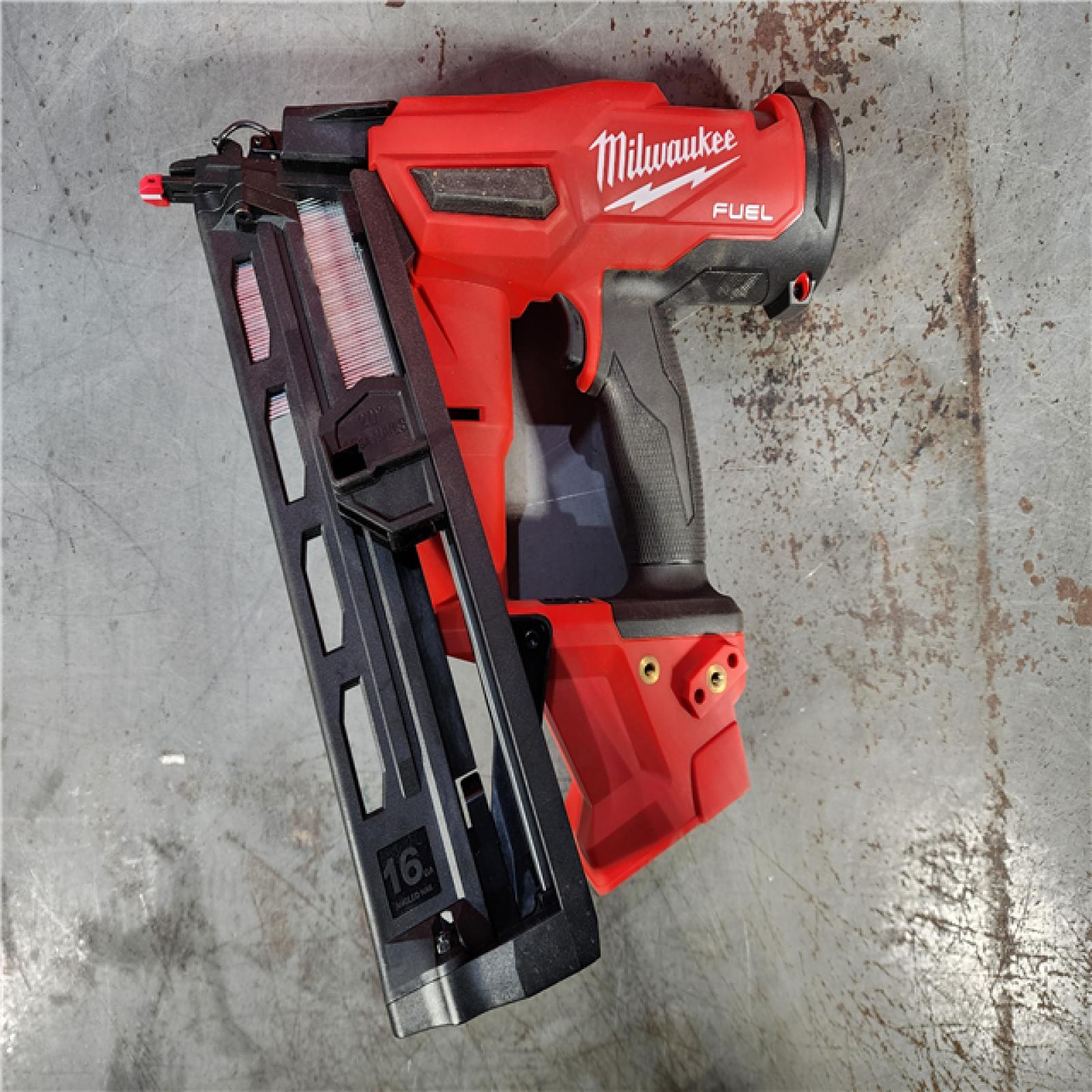 HOUSTON LOCATION - AS-IS Milwaukee 2841-20 18V Cordless Gen II 16 Gauge Angled Finish Nailer (Tool Only)