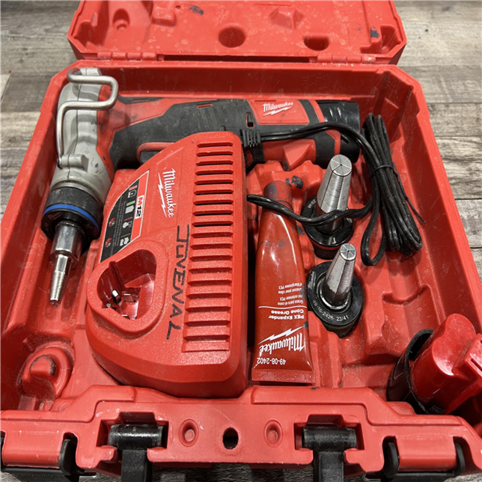 AS-IS MILWAUKEE M12 12-Volt Lithium-Ion Cordless PEX Expansion Tool Kit with (2) 1.5 Ah Batteries, (3) Expansion Heads and Hard Case