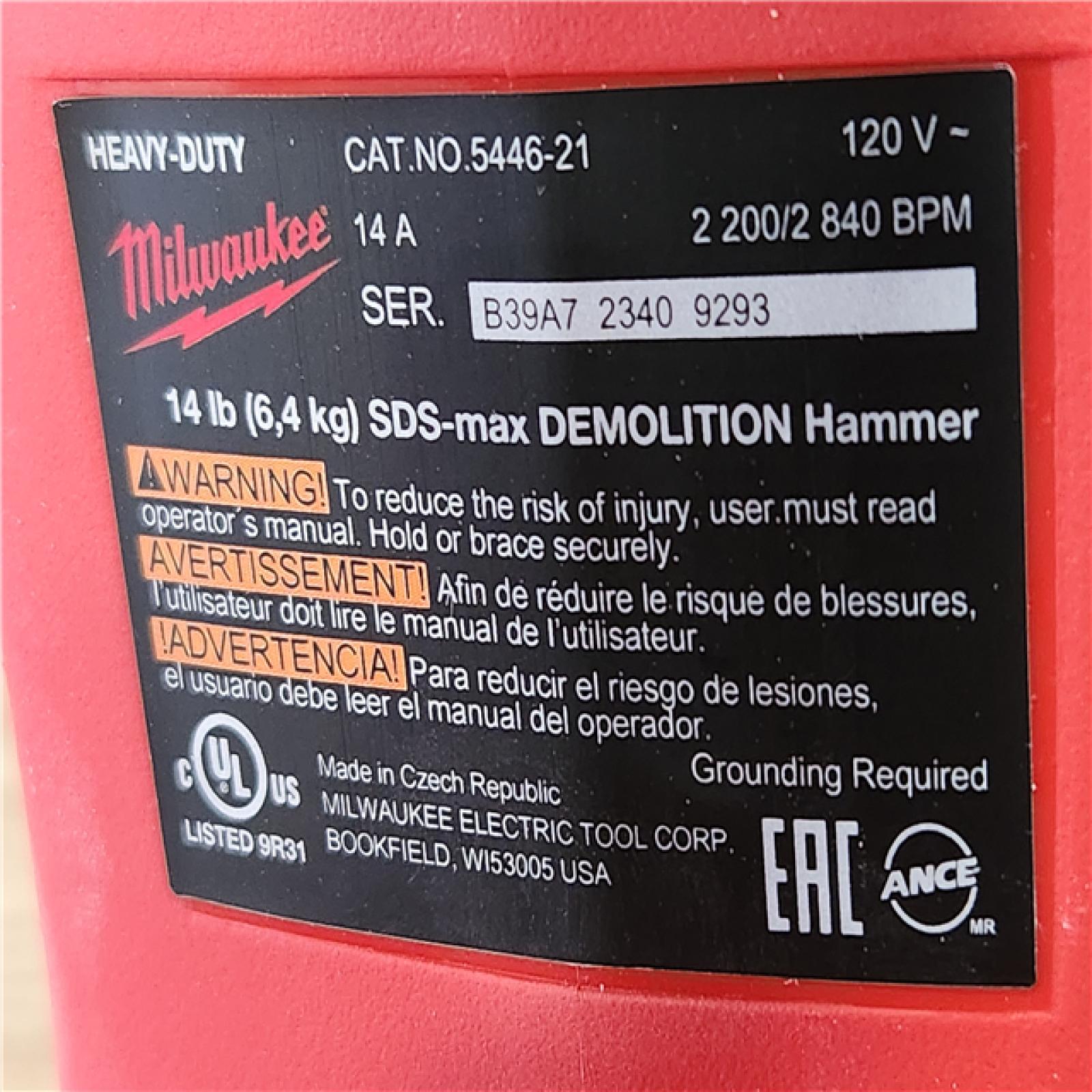 Phoenix Location Milwaukee SDS-MAX Demolition Hammer 5446-21