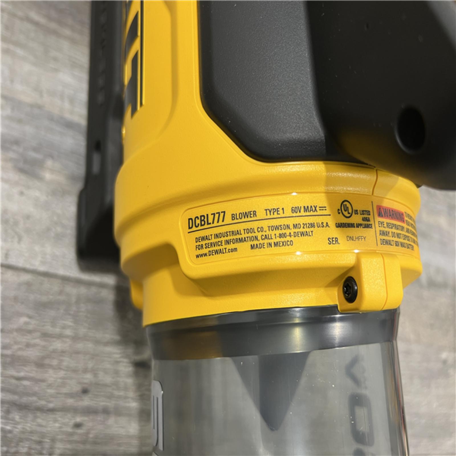 AS-IS DEWALT FLEXVOLT 60V MAX 160 MPH 760 CFM Brushless Cordless  and Charger