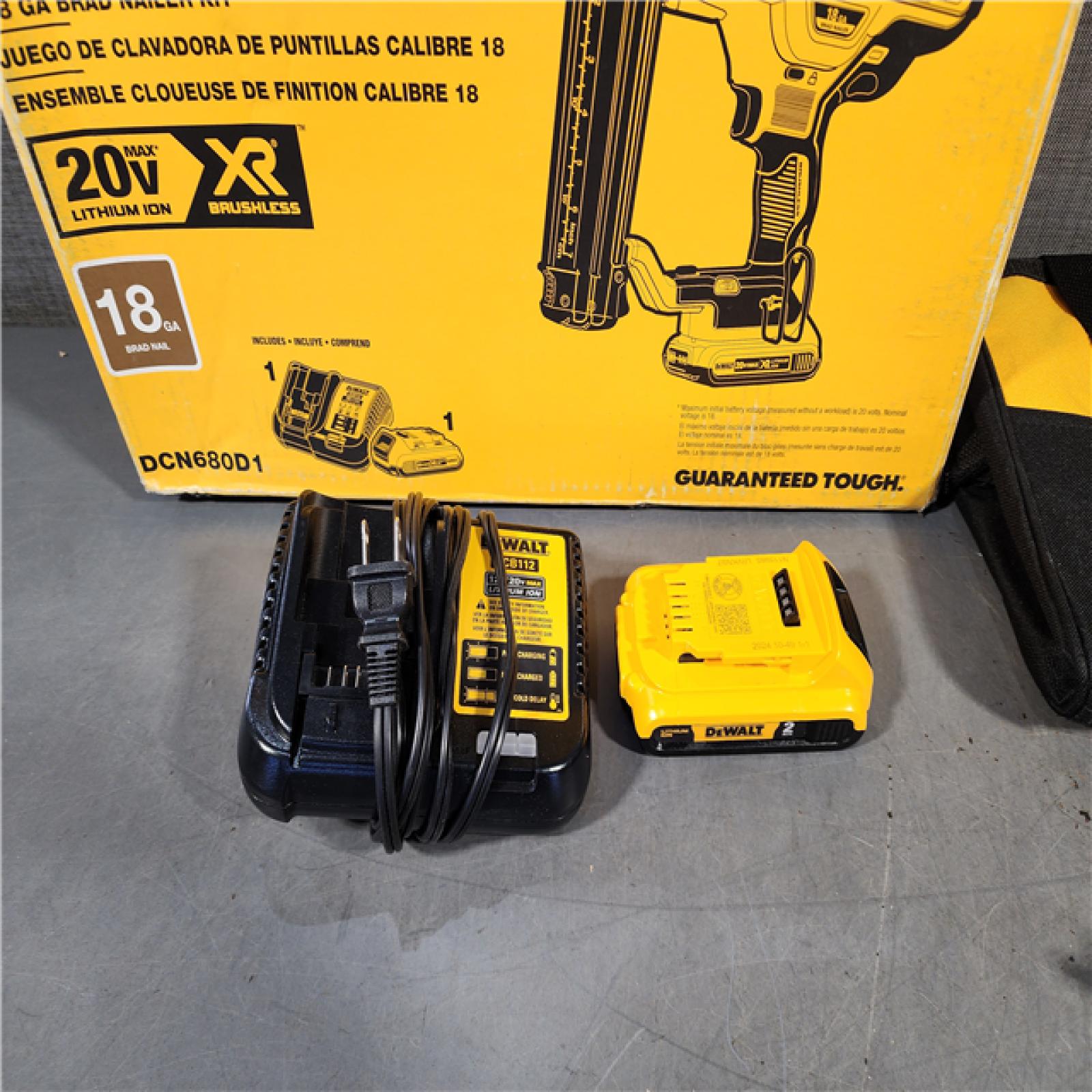 HOUSTON LOCATION - AS-IS DEWALT 20V MAX XR 18 Gauge Brad Nailer Kit