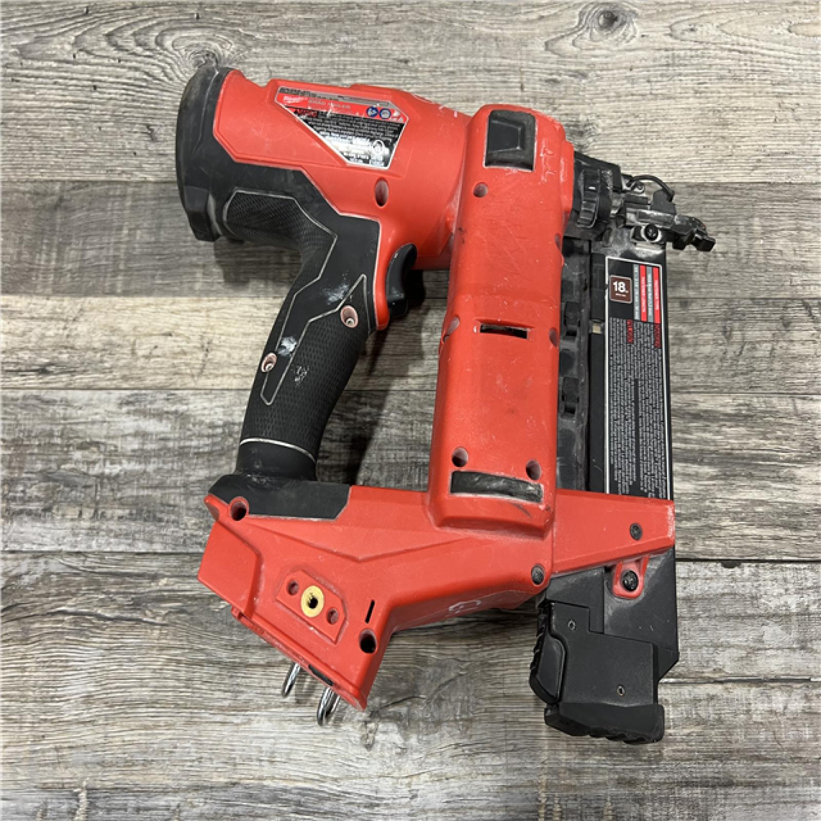 AS-IS Milwaukee M18 Fuel 18V Brushless 18-Gauge Brad Nailer 2746-20 (Bare Tool)