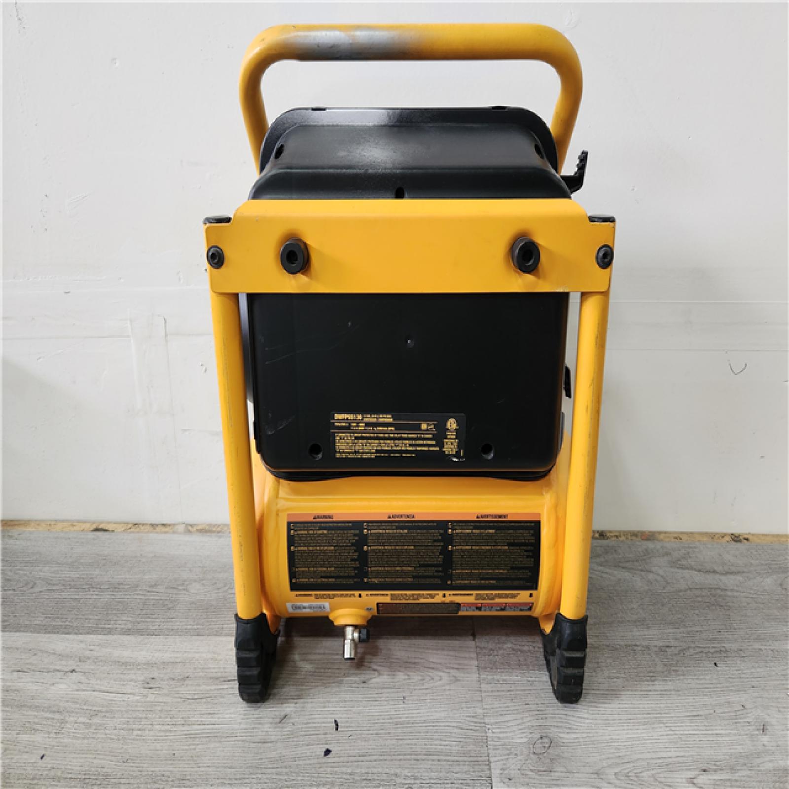 Phoenix Location DEWALT 2.5 Gal. Portable Electric Heavy Duty 200 PSI Quiet Air Compressor