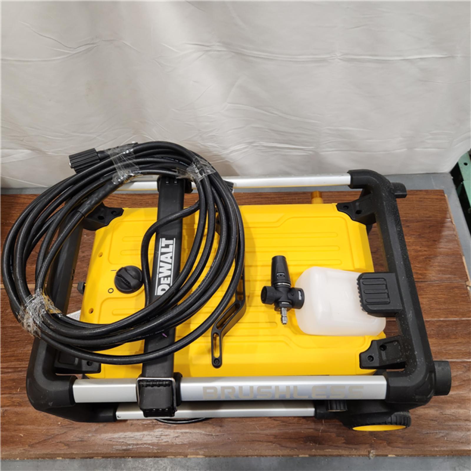 AS-IS DEWALT 3000 PSI 1.1 GPM 15 Amp Cold Water Electric Pressure Washer with Internal Equipment Storage