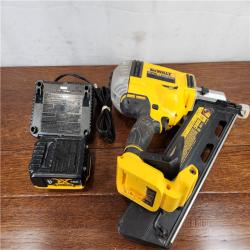 AS-IS DeWalt 20V MAX Cordless Brushless 2-Speed 30° Paper Collated Framing Nailer Kit