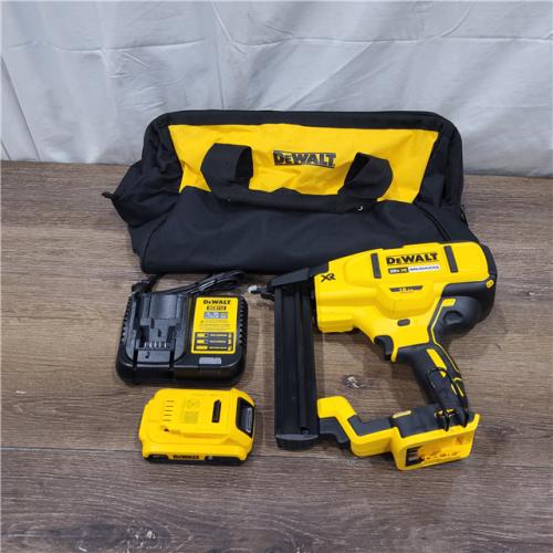 AS-IS in Box DEWALT DCN681D1 20V 18Ga Stapler Kit