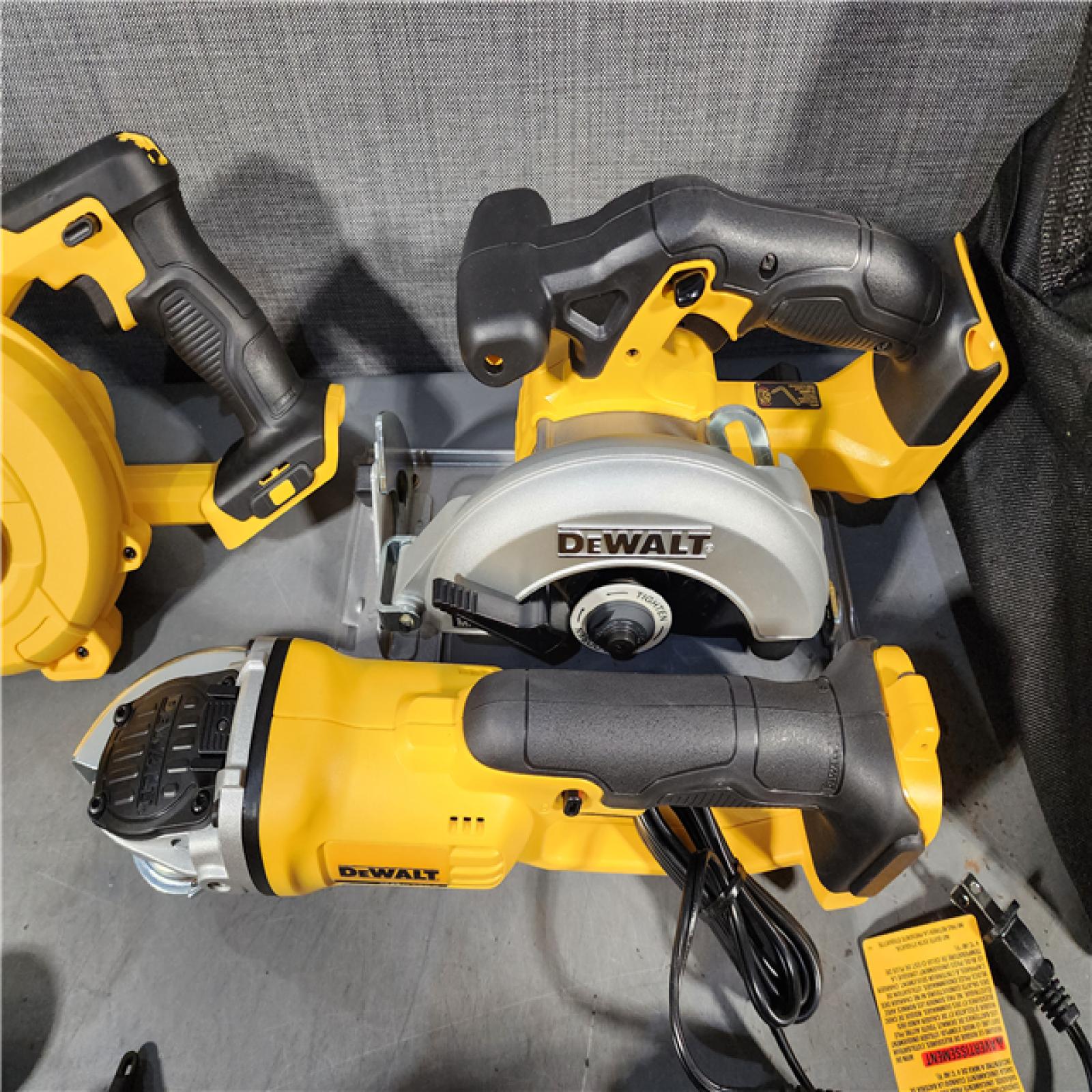 HOUSTON LOCATION - AS-IS (APPEARS LIKE NEW) DEWALT 20V MAX Lithium-Ion Brushed Cordless (10-Tool) Combo Kit