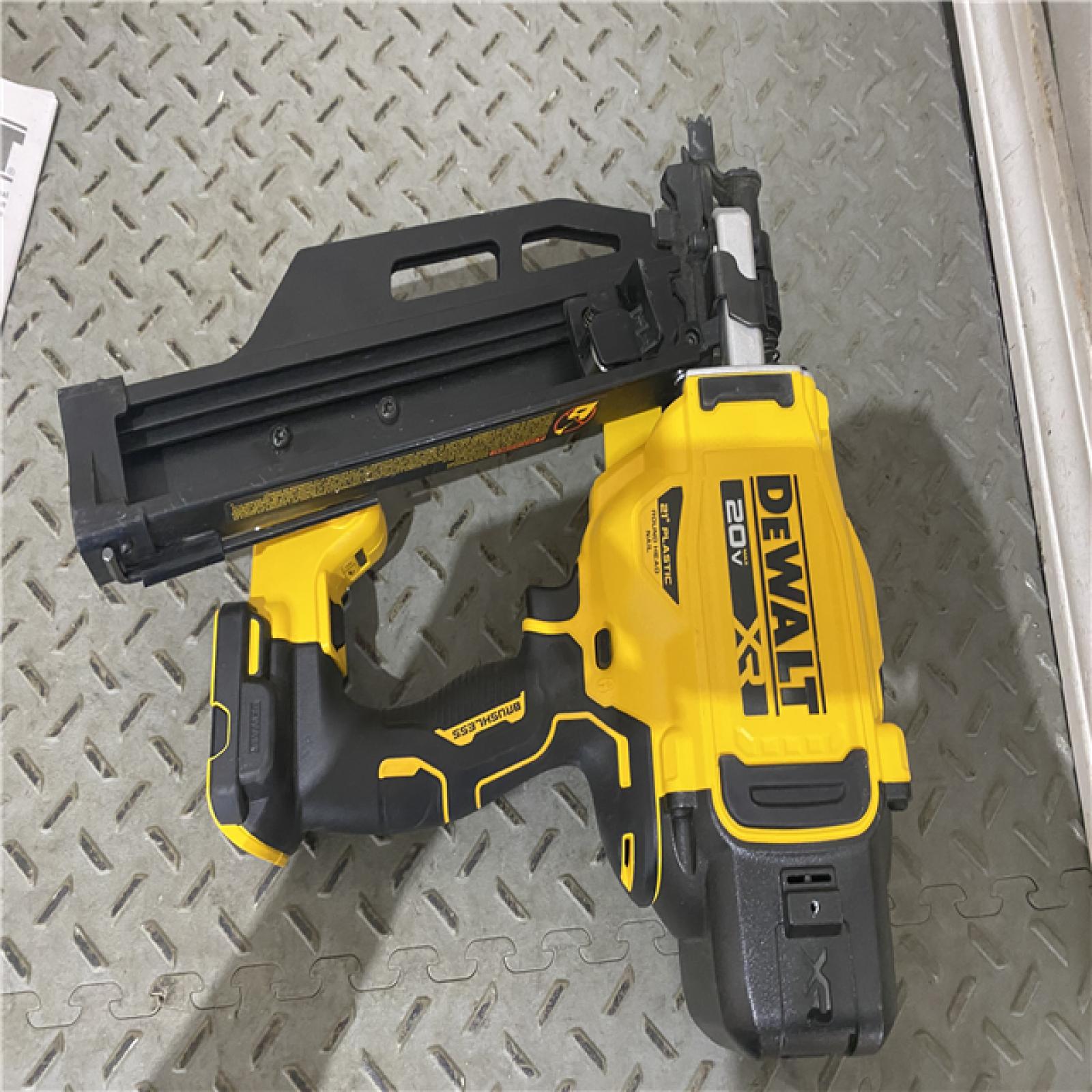 Houston location AS-IS DEWALT 20-Volt 21Â° Cordless Framing Nailer (Tool-Only)