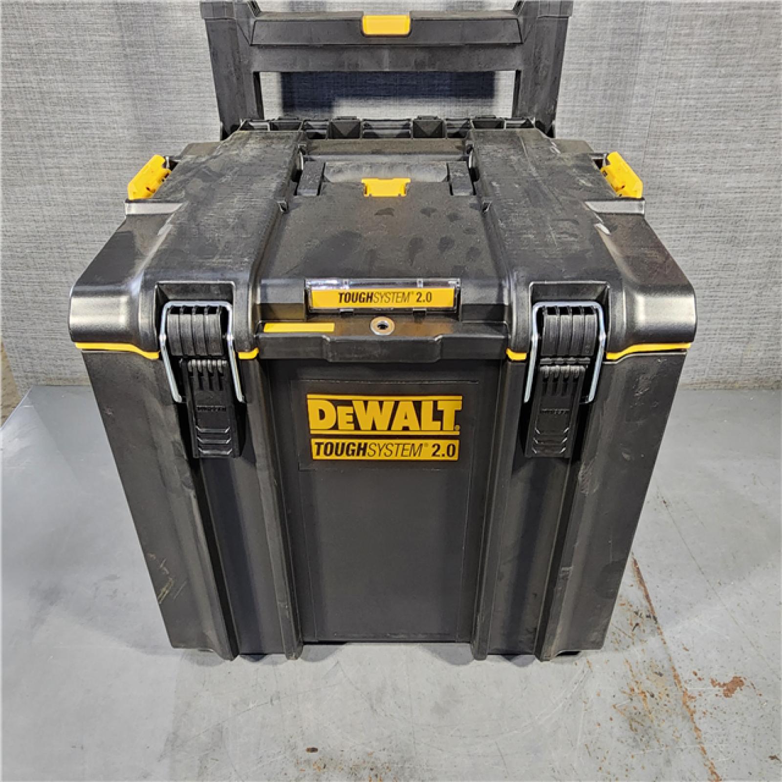 HOUSTON LOCATION - AS-IS Dewalt 20-Volt MAX ToughSystem Lithium-Ion 6-Tool Cordless Combo Kit