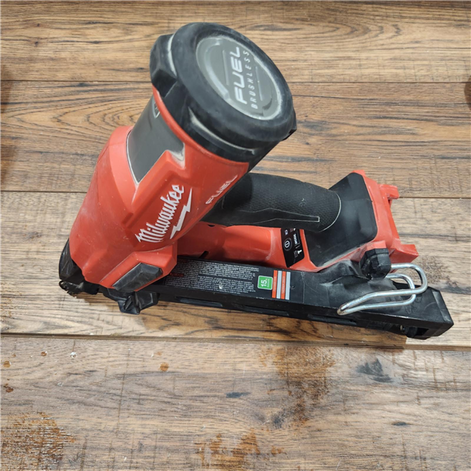 AS-IS Milwaukee 2839-20 M18 FUEL 15 Ga. 18 Volt Brushless Angled Finish Nailer