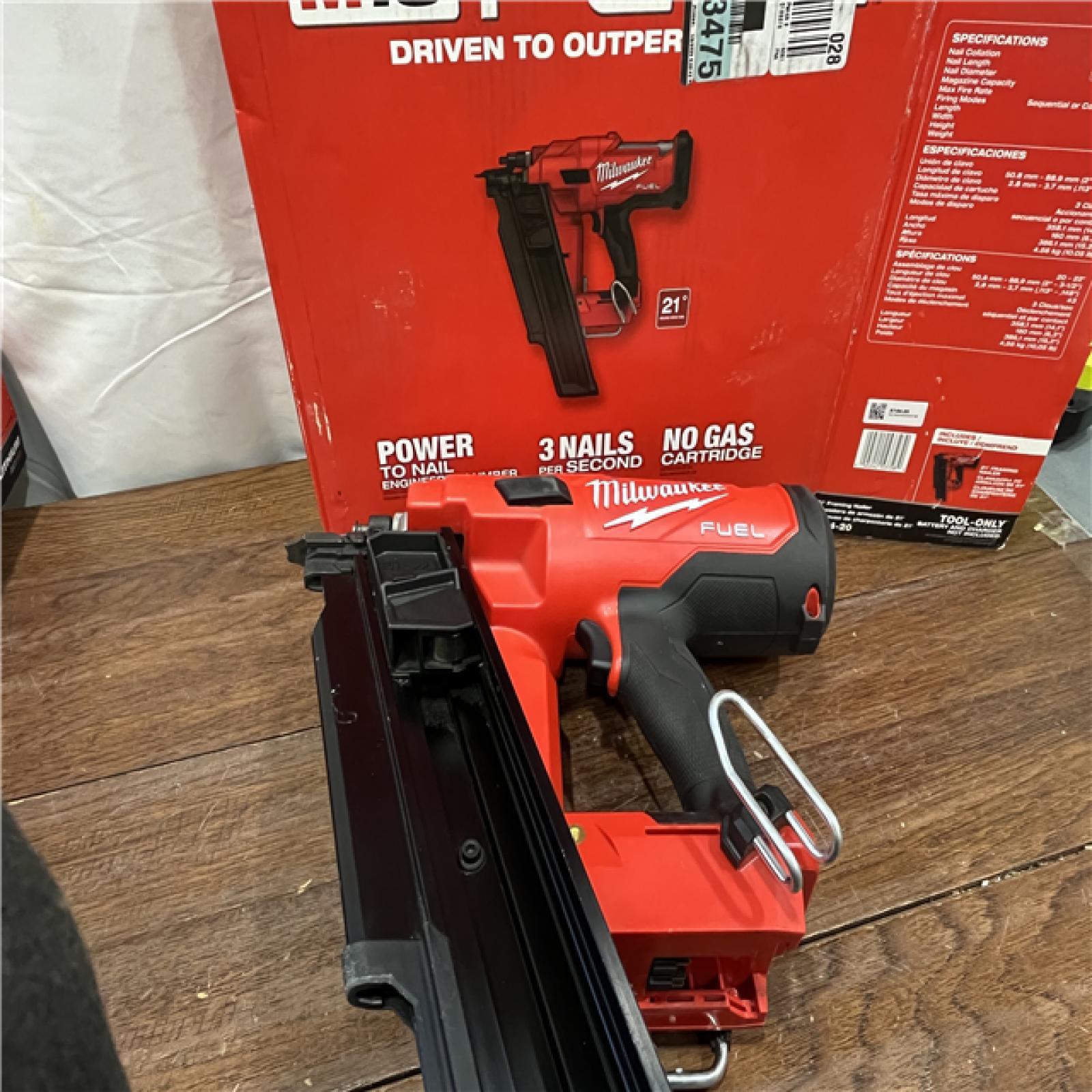 AS-IS Restored Milwaukee 2744-20 M18 FUEL 3-1/2 in. 18-Volt 21-Degree Lithium-Ion Brushless Cordless Framing Nailer (Tool-Only) (Refurbished)