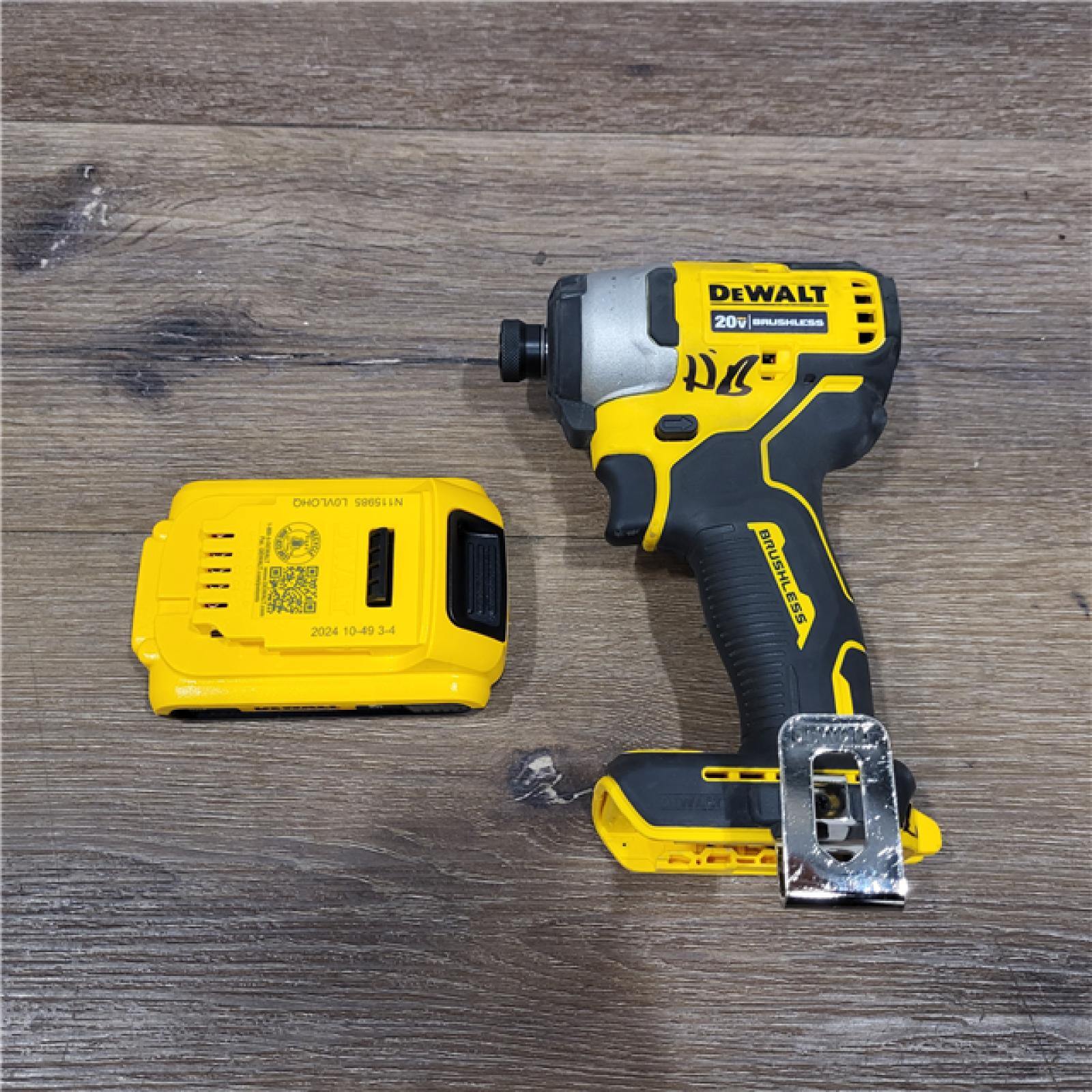 AS-IS DEWALT ATOMIC 20V MAX* Brushless Cordless Compact 1/4 in. Impact Driver Kit