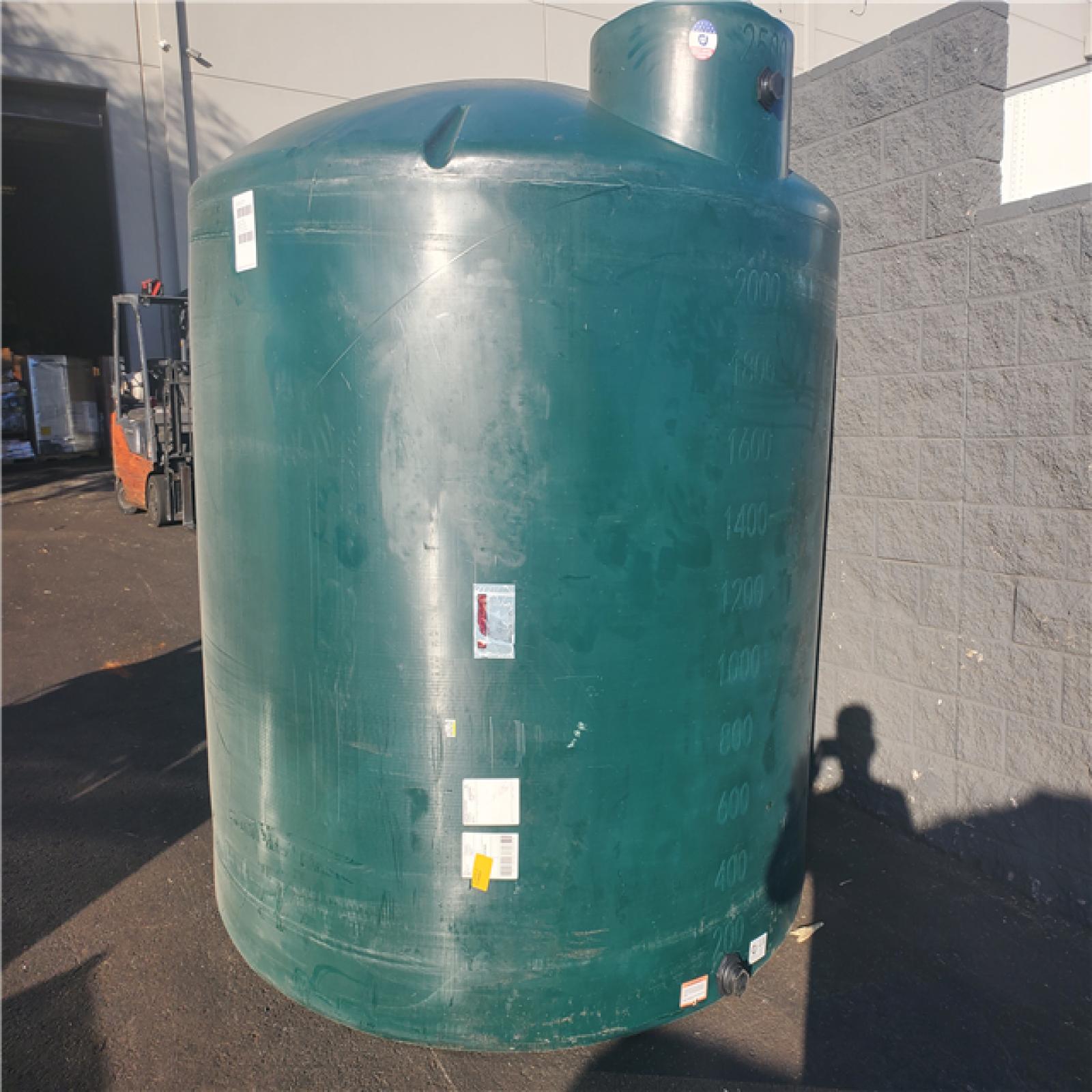 Phoenix Location NEW VPC 2500 Gal. Dark Green Polyethylene Vertical Water Storage Tank