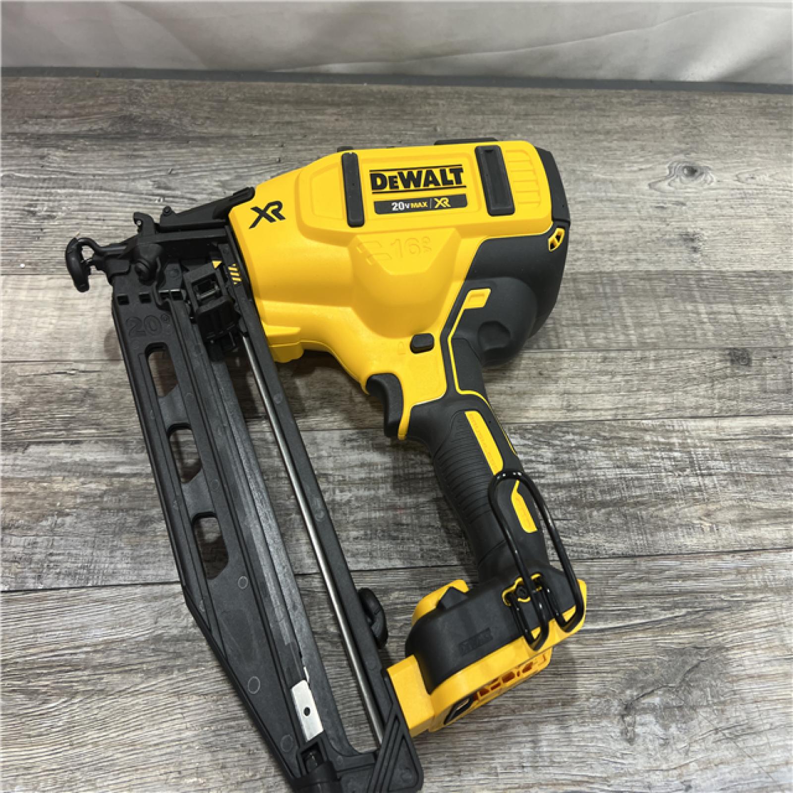 AS-IS DEWALT 20V MAX XR Lithium-Ion Electric Cordless 16-Gauge Angled Finishing Nailer (Tool Only)